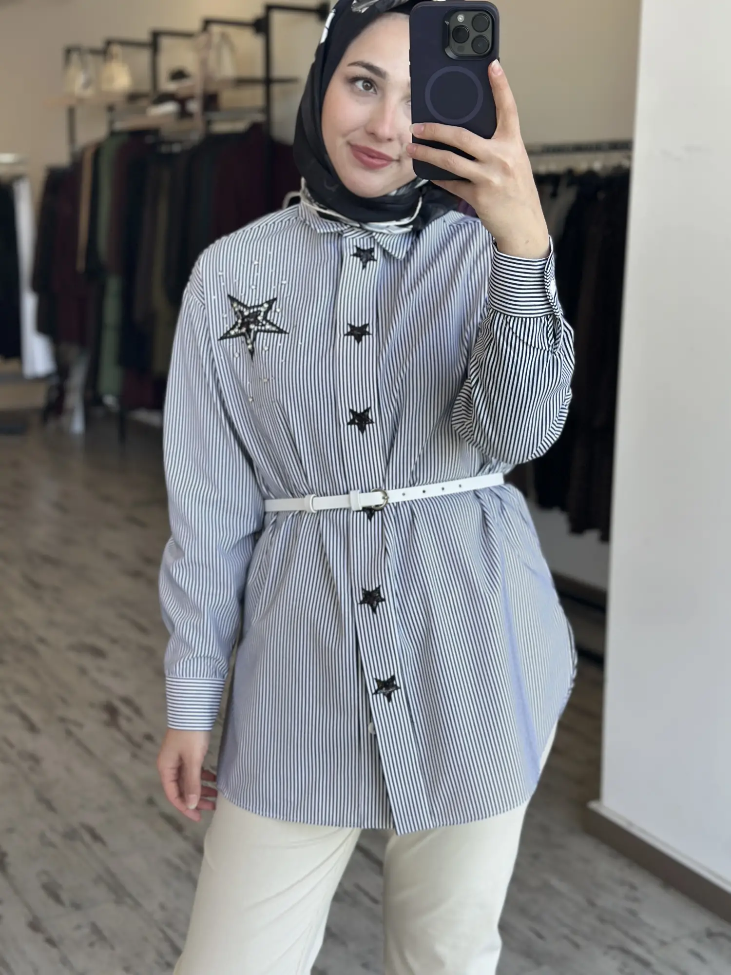 MAQ Yıldız Payet Detaylı Çizgili Gömlek