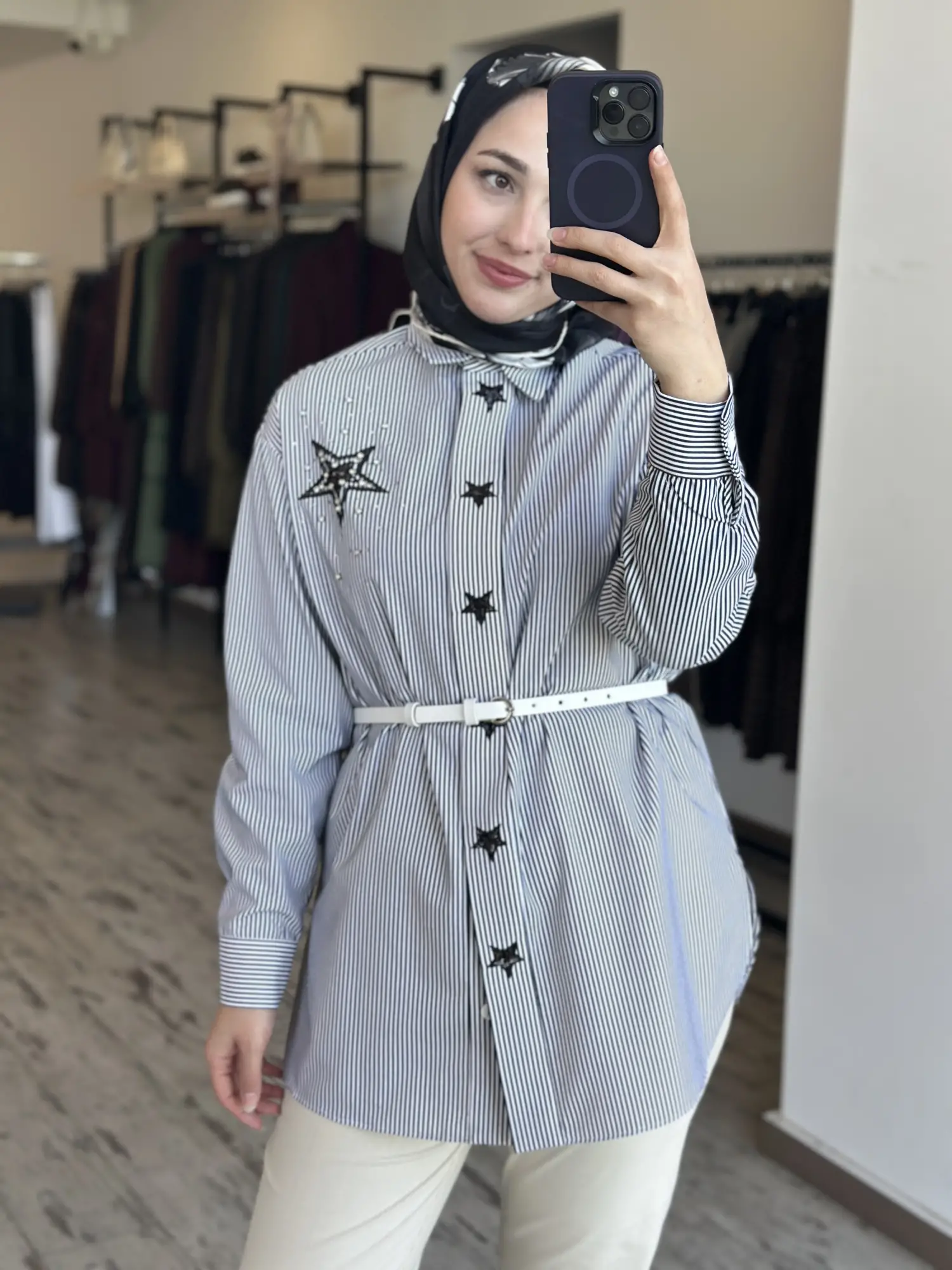 MAQ Yıldız Payet Detaylı Çizgili Gömlek