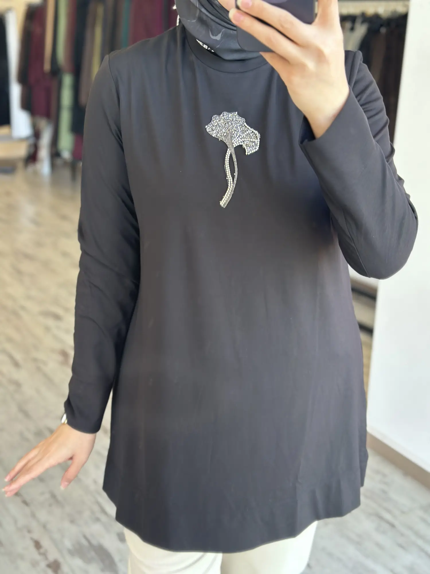 Qupra Önü Taş Detaylı Uzun Kollu Modal Penye Tunik WAD1411