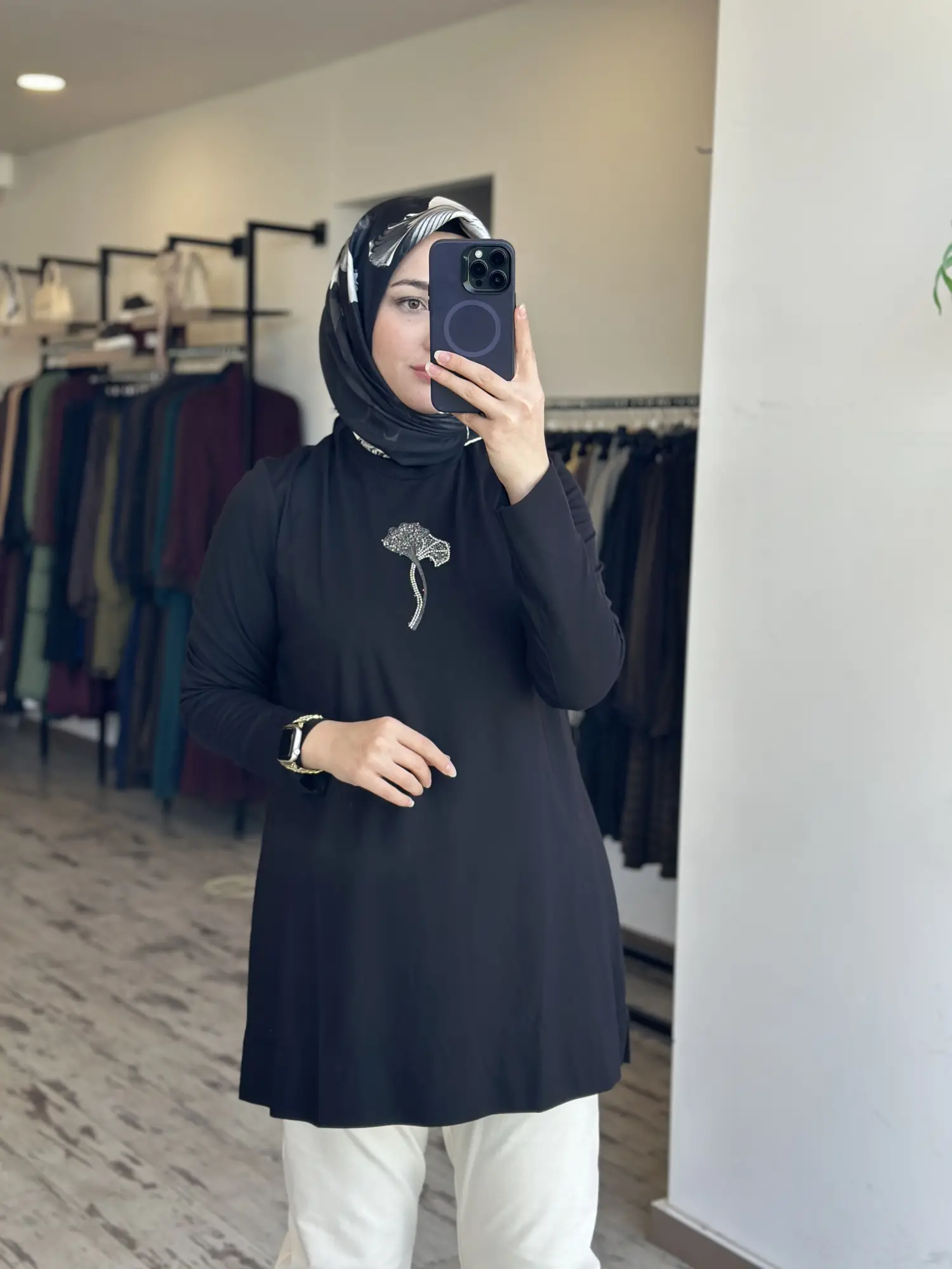 Qupra Önü Taş Detaylı Uzun Kollu Modal Penye Tunik WAD1411