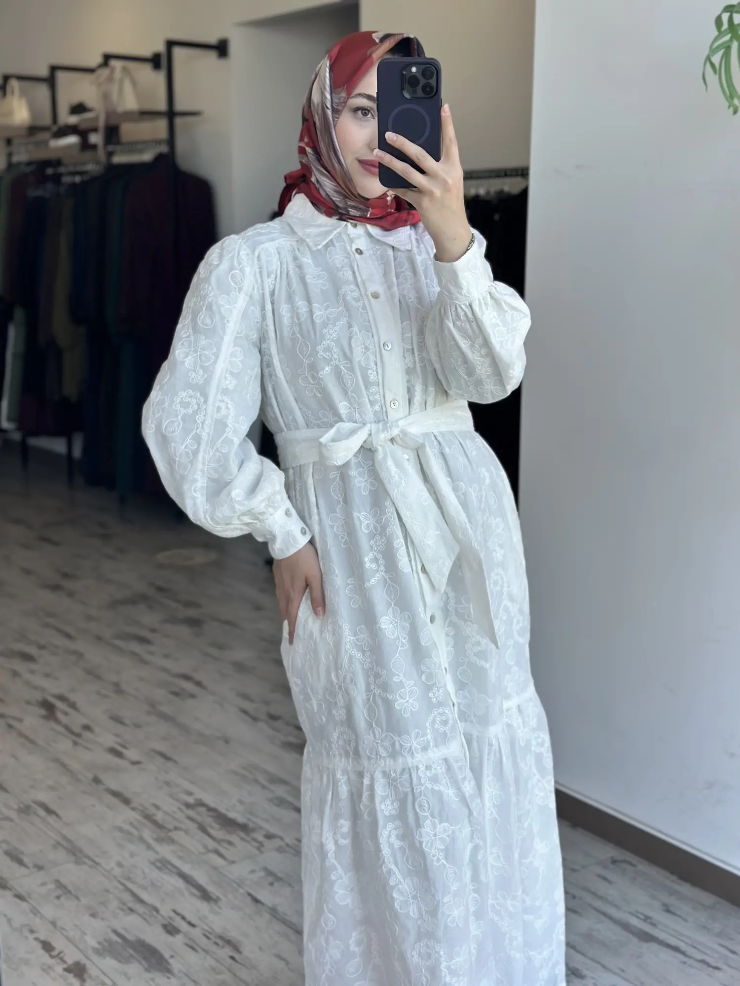 Clande Rahat Kesim Brod Gömlek Elbise