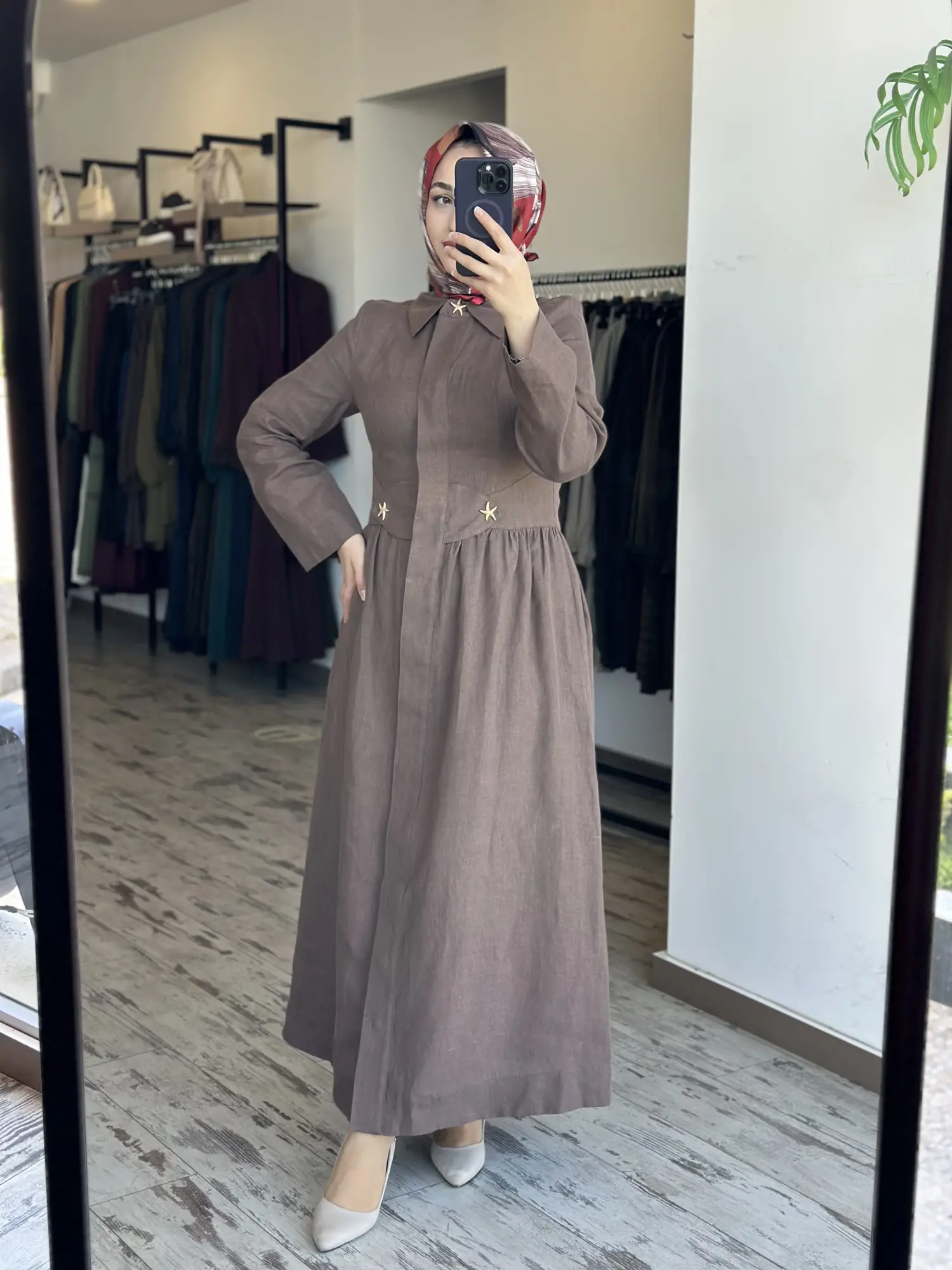 Clande Gold Yıldız Düğmeli Keten Gömlek Elbise