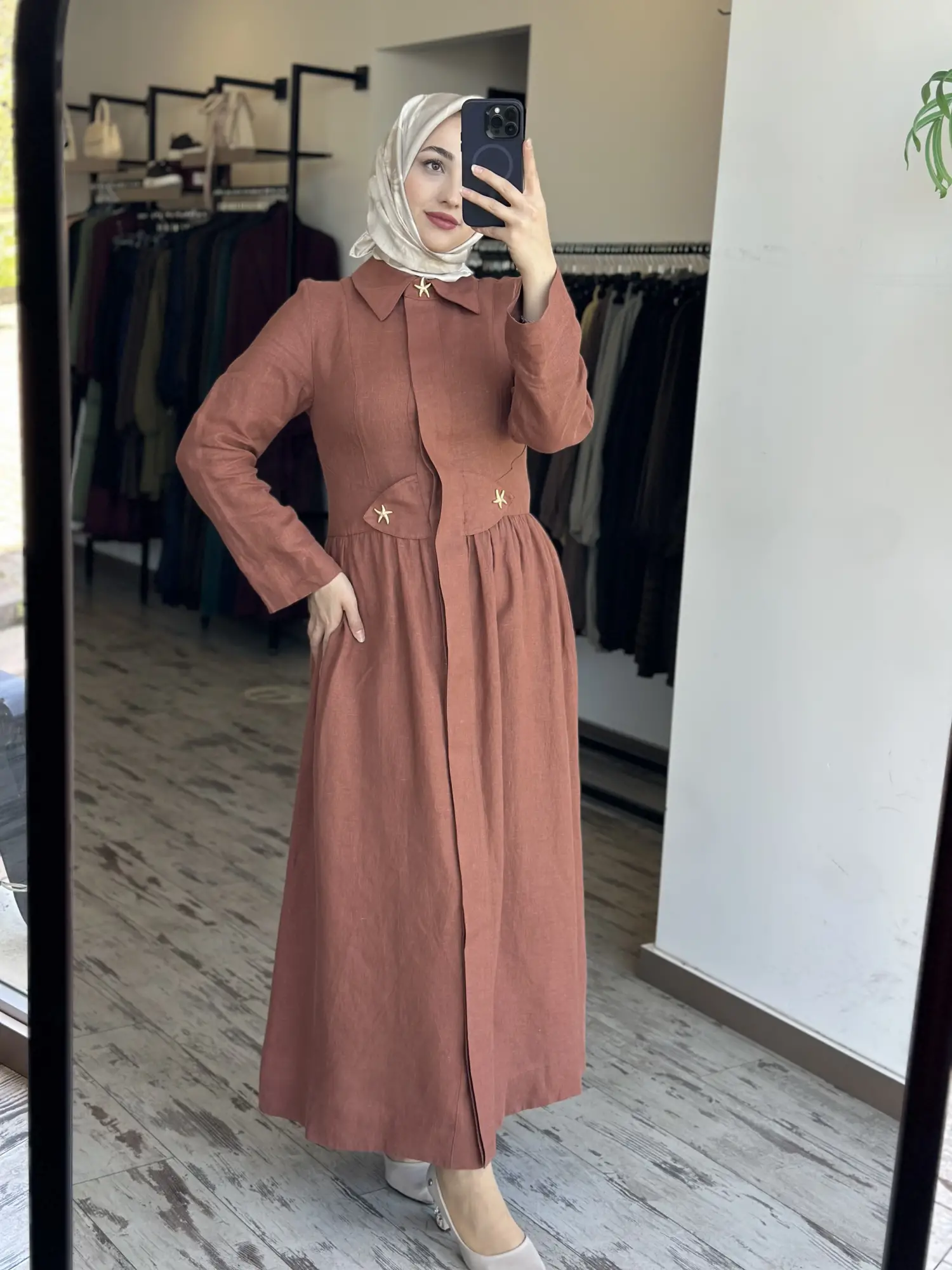 Clande Gold Yıldız Düğmeli Keten Gömlek Elbise