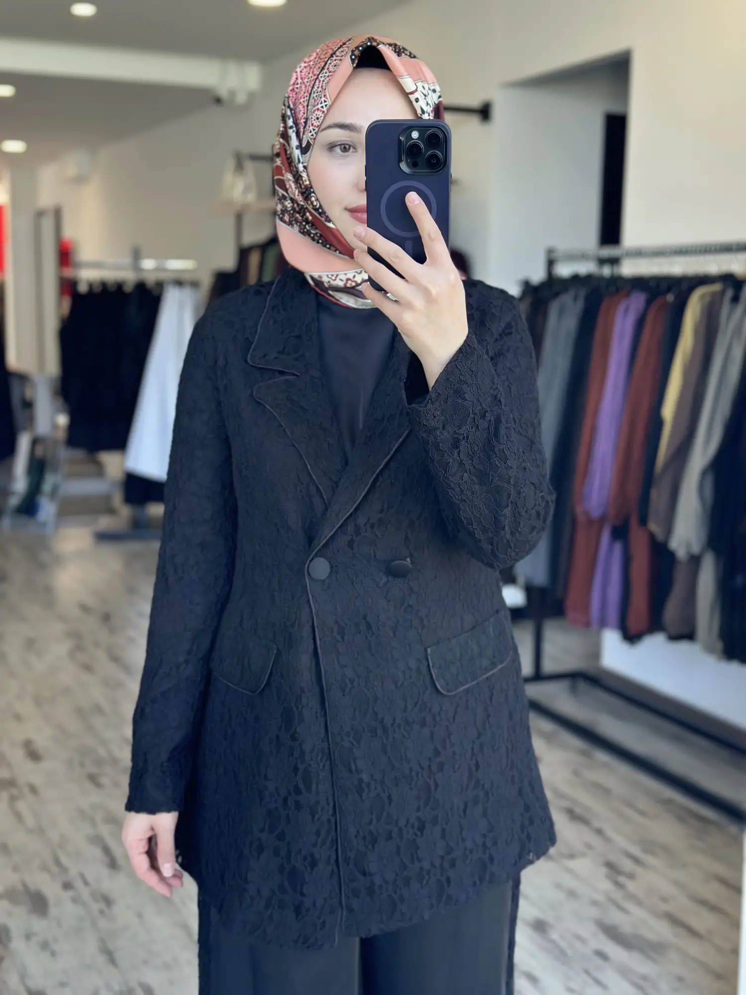 Zems Güpür Saten Komlinli 3 lü Şık Pantolonlu Takım 2T072