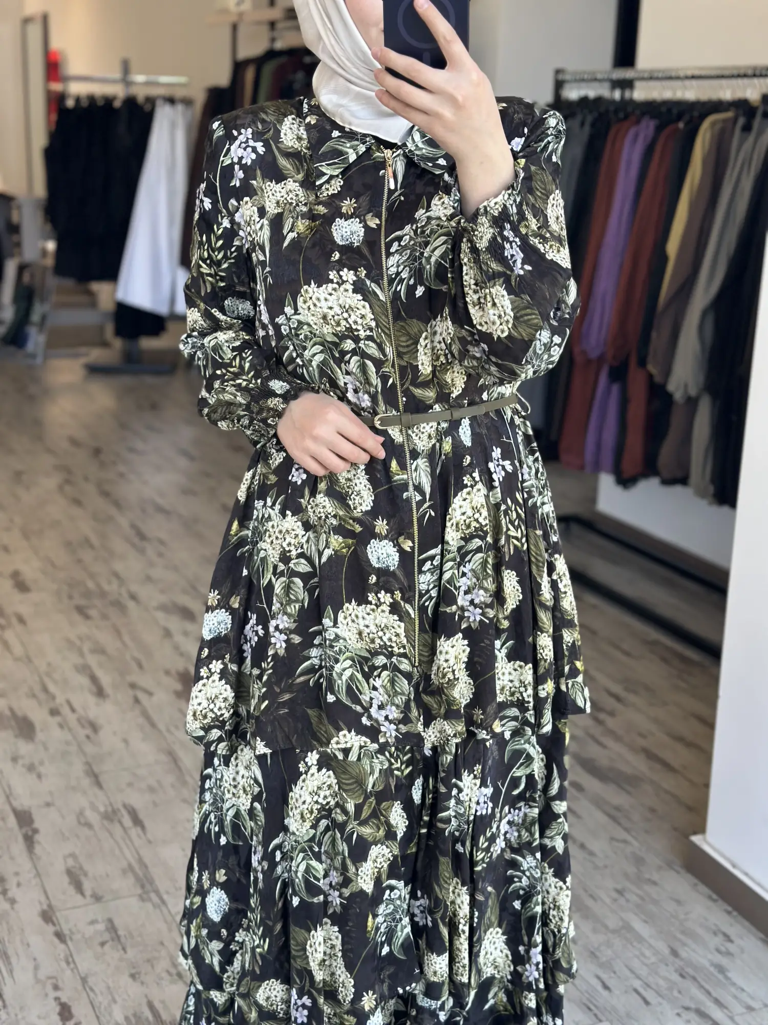 Vuu Çiçek Desenli Fermuar Detaylı Katlı Elbise