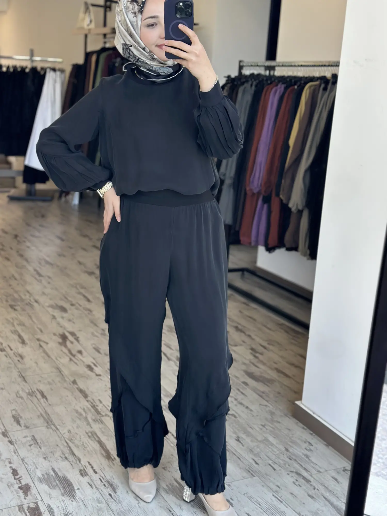 Misswhence Paçası Parça ve Büzdürme Detaylı Rahat Chanel Keten Pantolon 39117K