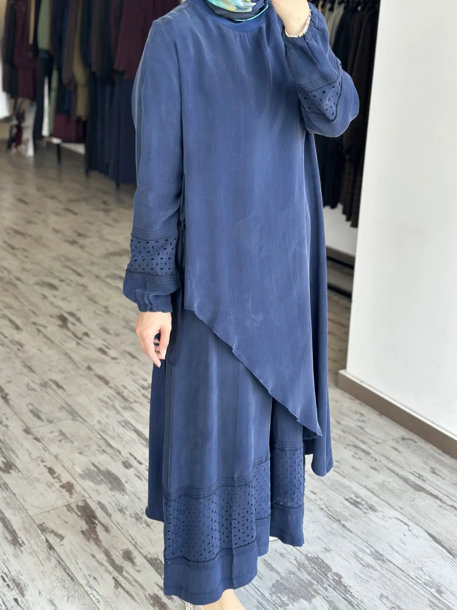 Misswhence Lazer Kesim Detaylı Asimetrik Cupra İpek Tunik Pantolon Takım 39003