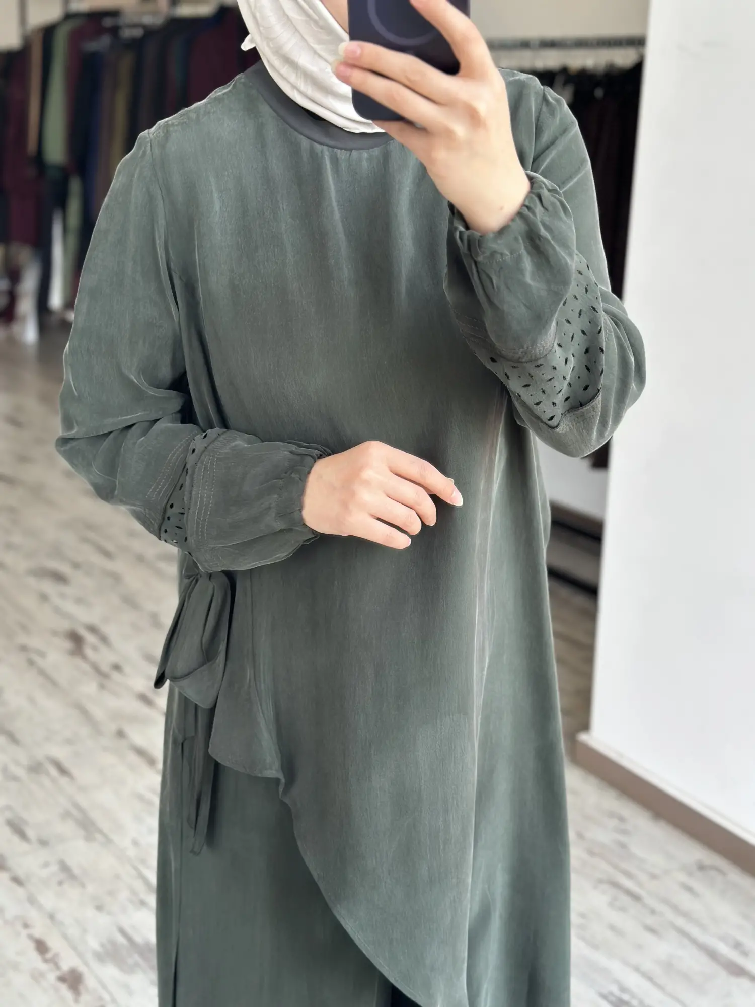 Misswhence Lazer Kesim Detaylı Asimetrik Cupra İpek Tunik Pantolon Takım 39003