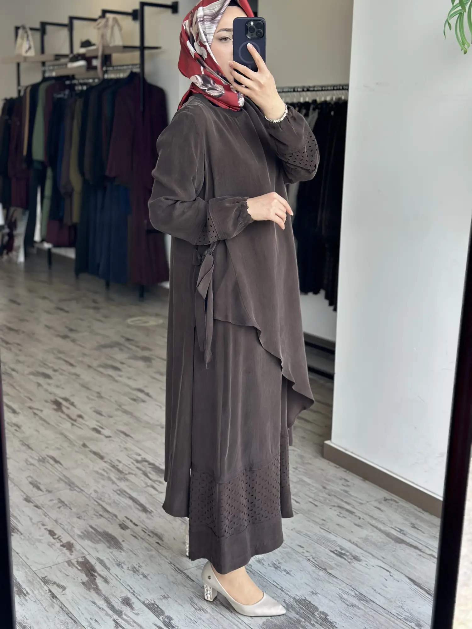 Misswhence Lazer Kesim Detaylı Asimetrik Cupra İpek Tunik Pantolon Takım 39003