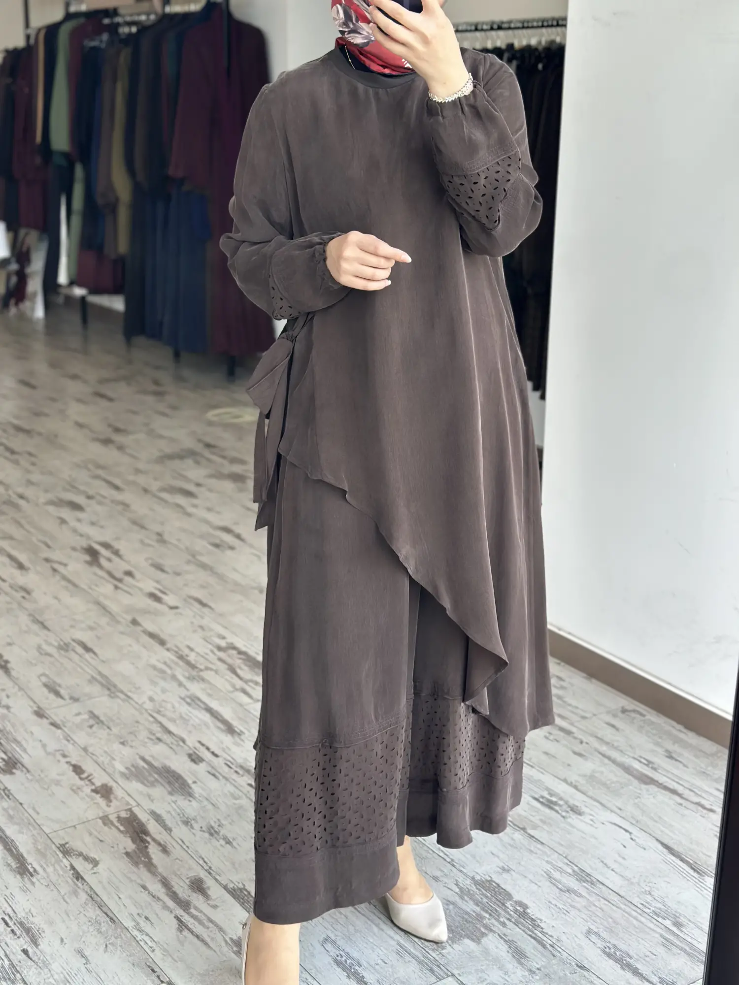 Misswhence Lazer Kesim Detaylı Asimetrik Cupra İpek Tunik Pantolon Takım 39003