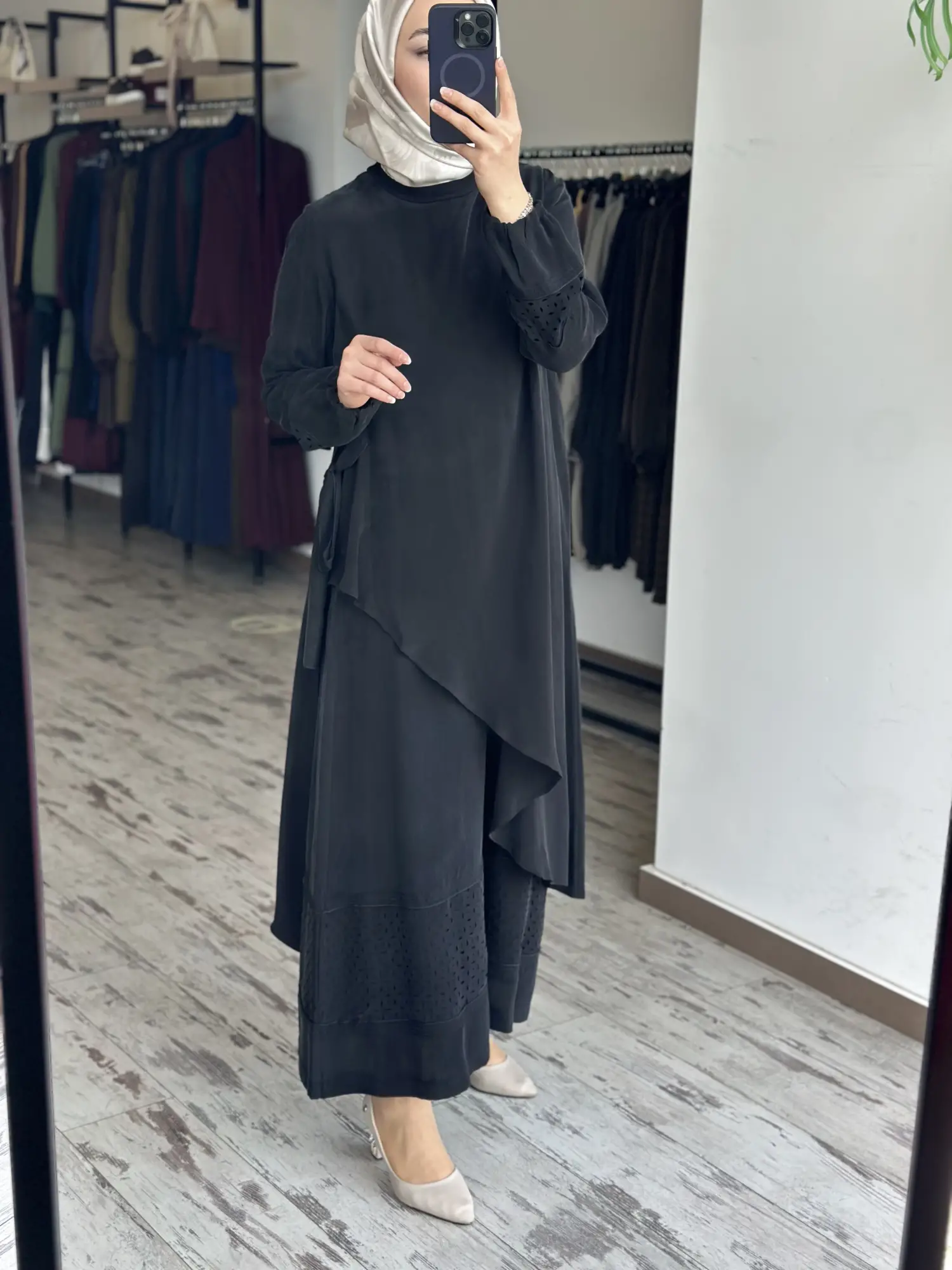 Misswhence Lazer Kesim Detaylı Asimetrik Cupra İpek Tunik Pantolon Takım 39003