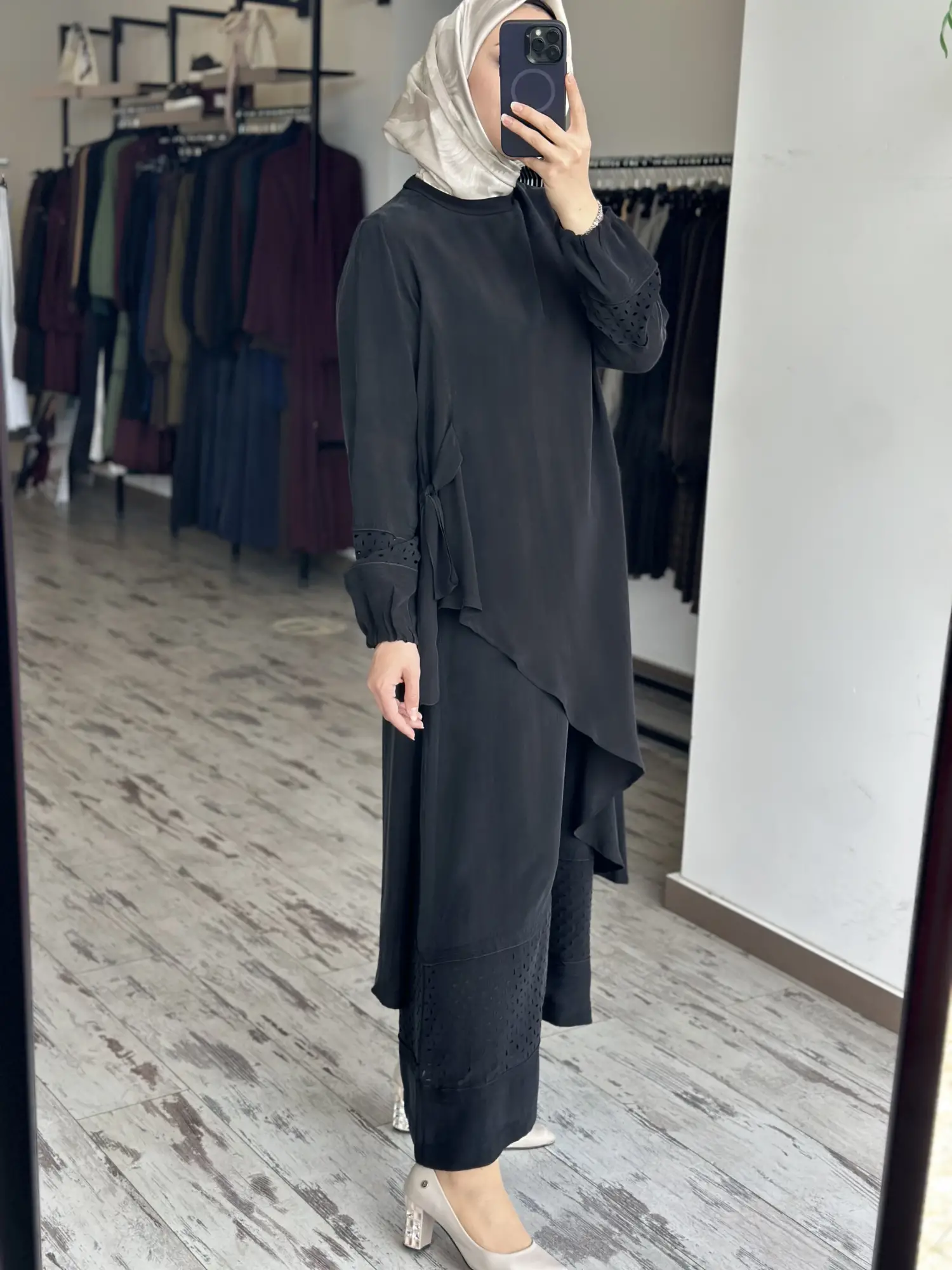 Misswhence Lazer Kesim Detaylı Asimetrik Cupra İpek Tunik Pantolon Takım 39003