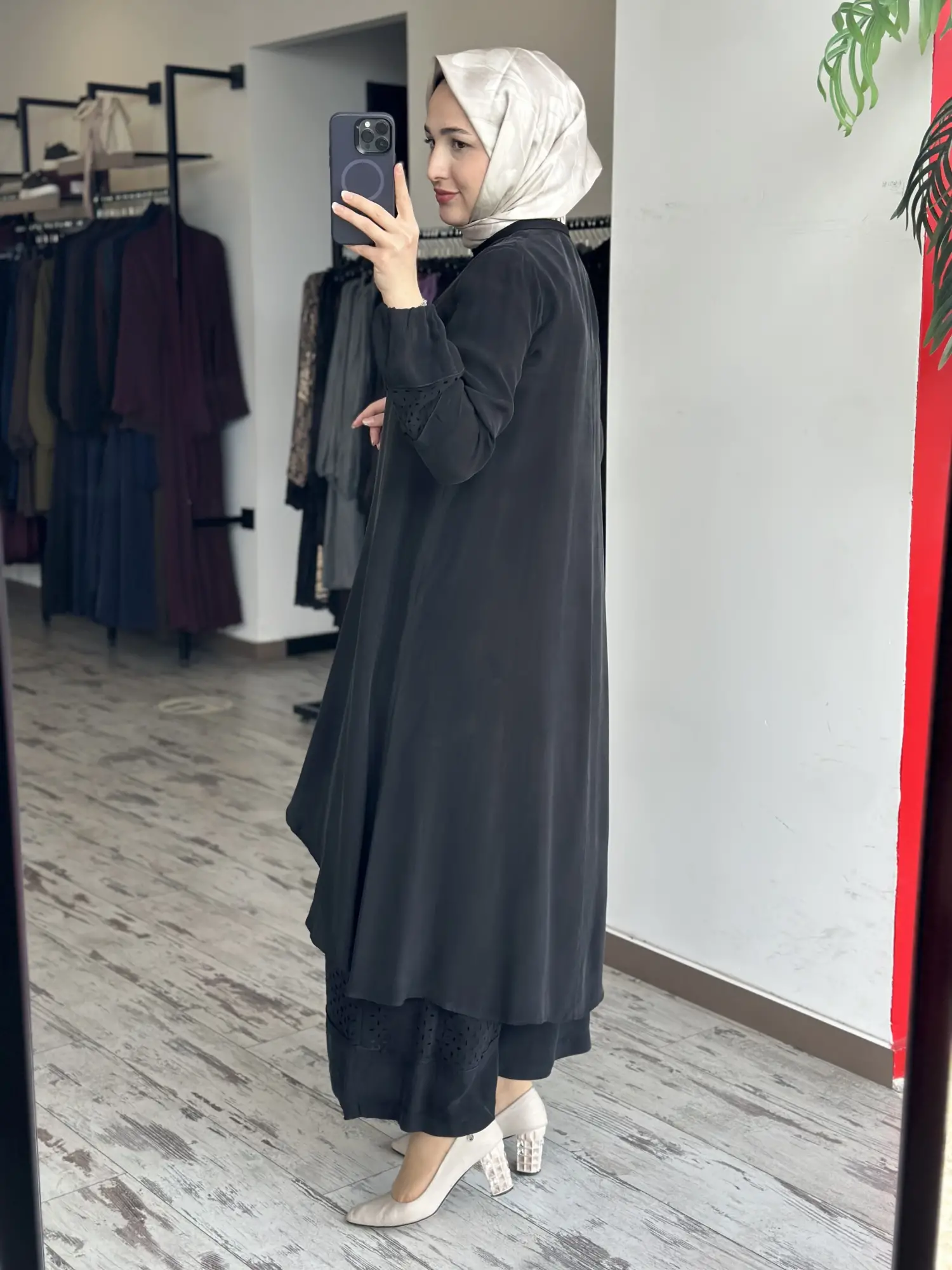 Misswhence Lazer Kesim Detaylı Asimetrik Cupra İpek Tunik Pantolon Takım 39003