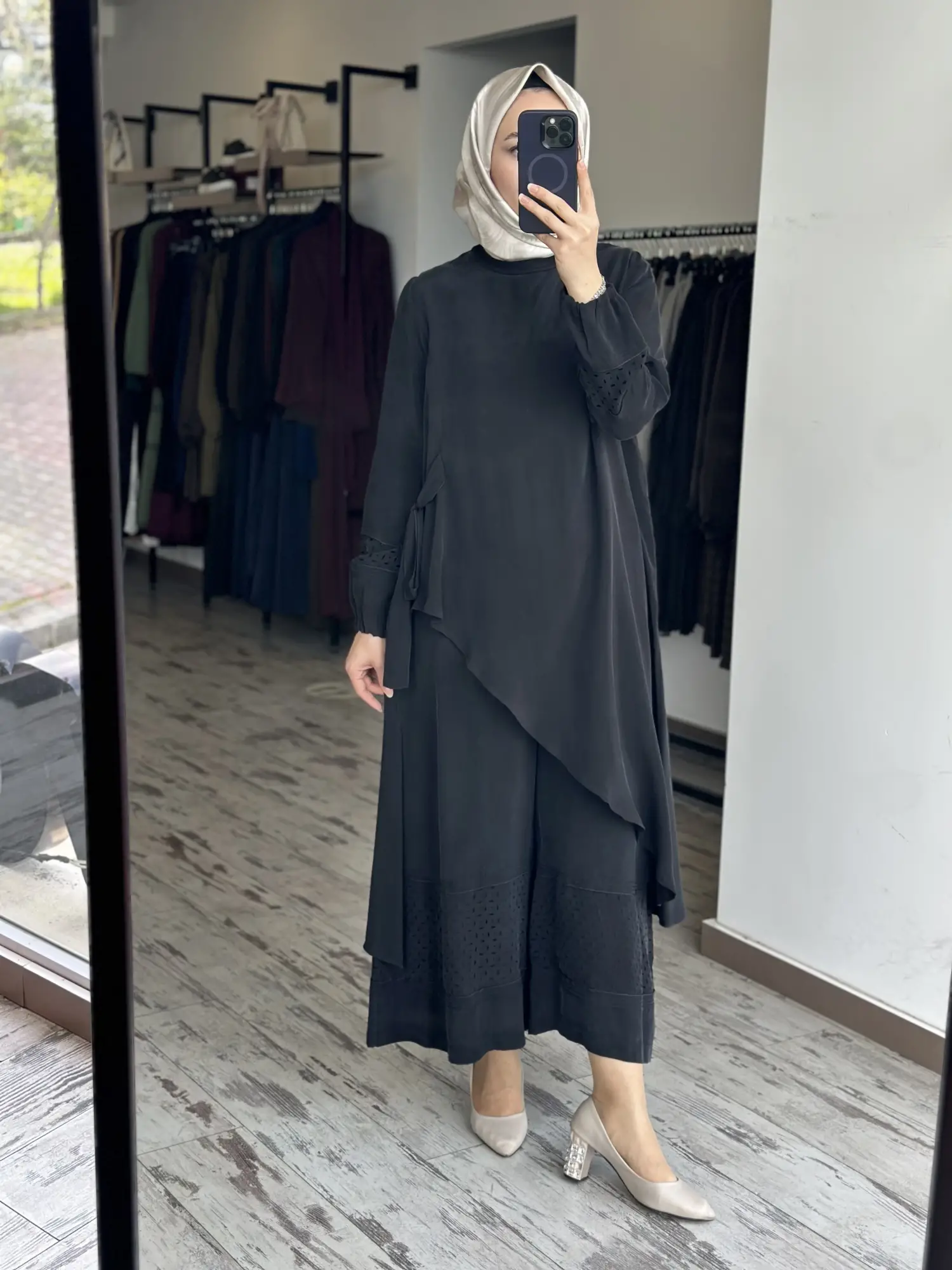 Misswhence Lazer Kesim Detaylı Asimetrik Cupra İpek Tunik Pantolon Takım 39003