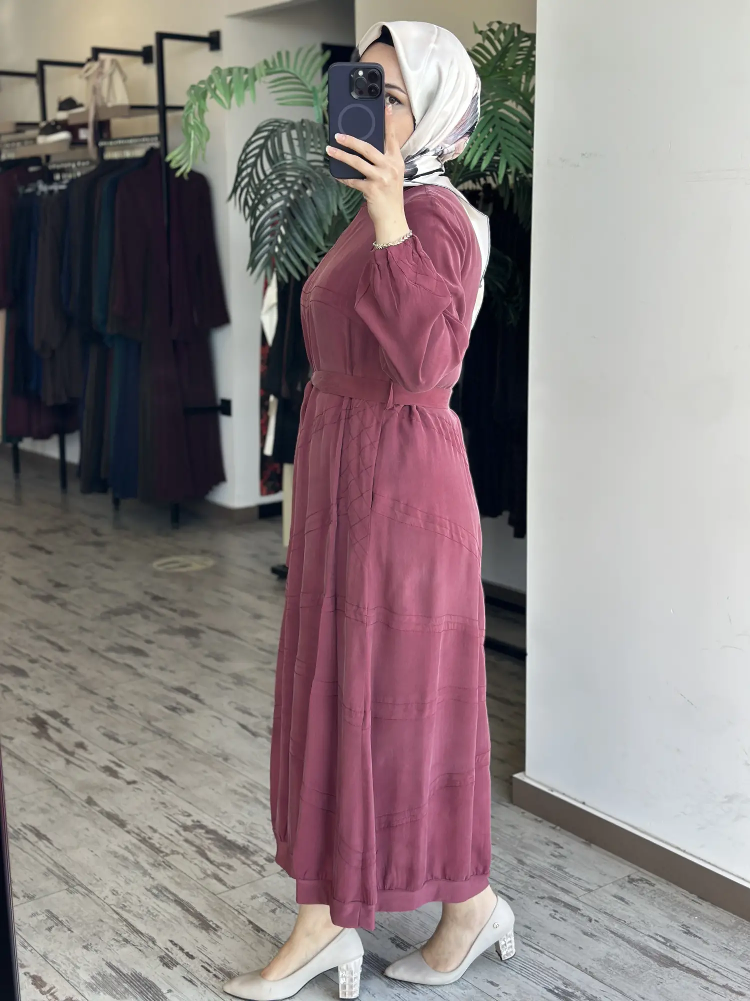 Misswhence Spor Dikiş Detaylı Cupra İpek Elbise 39800