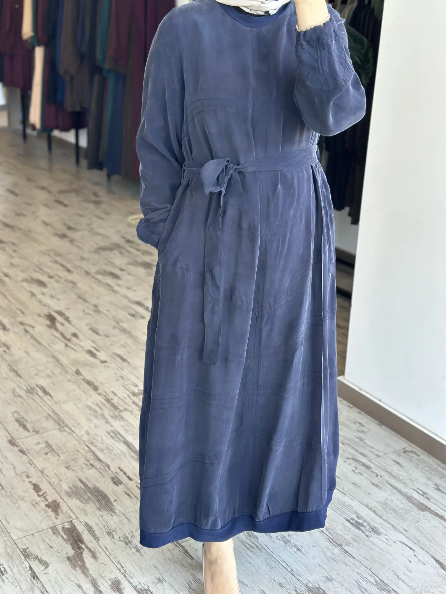 Misswhence Spor Dikiş Detaylı Cupra İpek Elbise 39800