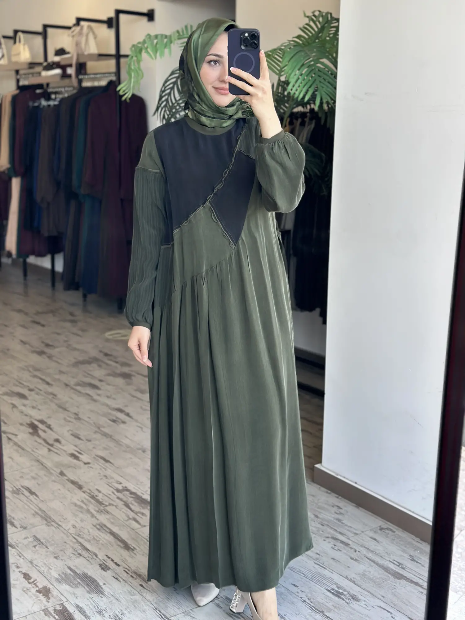 Misswhence Renk ve Parça Kombinli Cupra İpek Elbise 39801