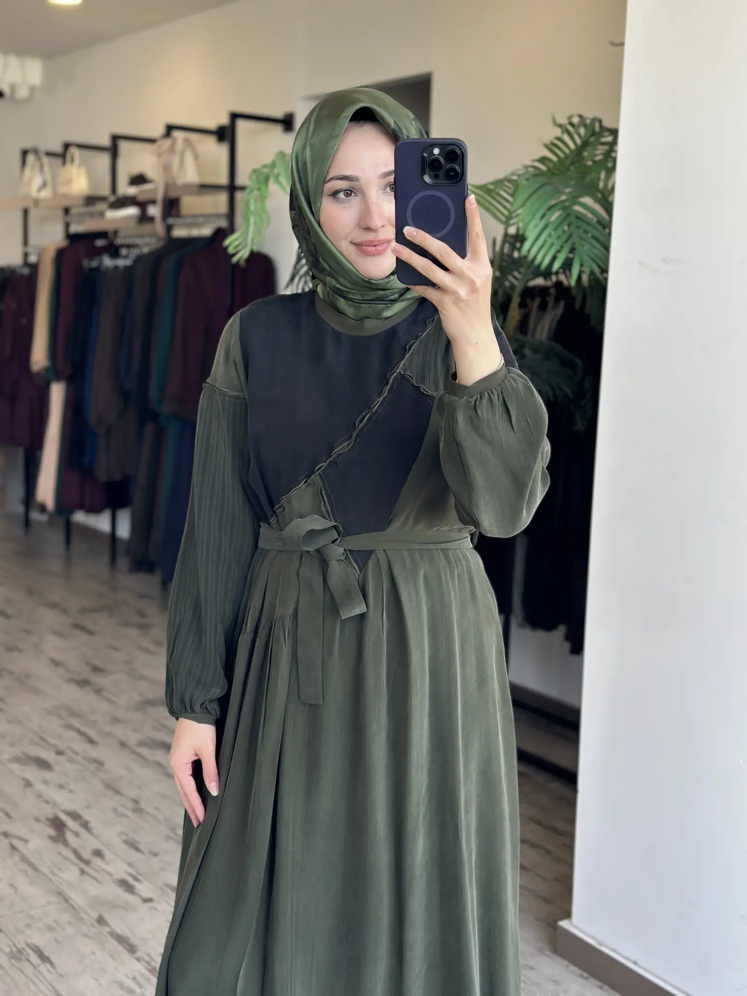 Misswhence Renk ve Parça Kombinli Cupra İpek Elbise 39801