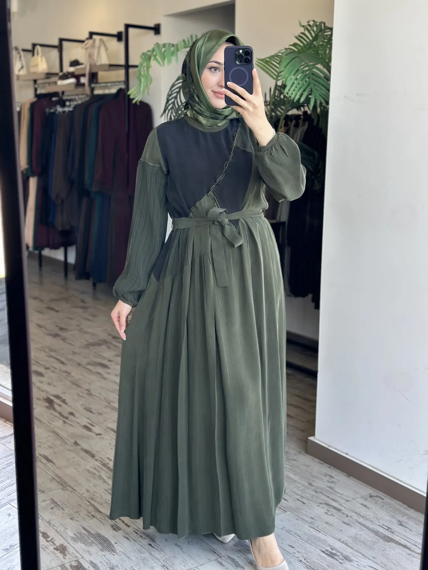 Misswhence Renk ve Parça Kombinli Cupra İpek Elbise 39801