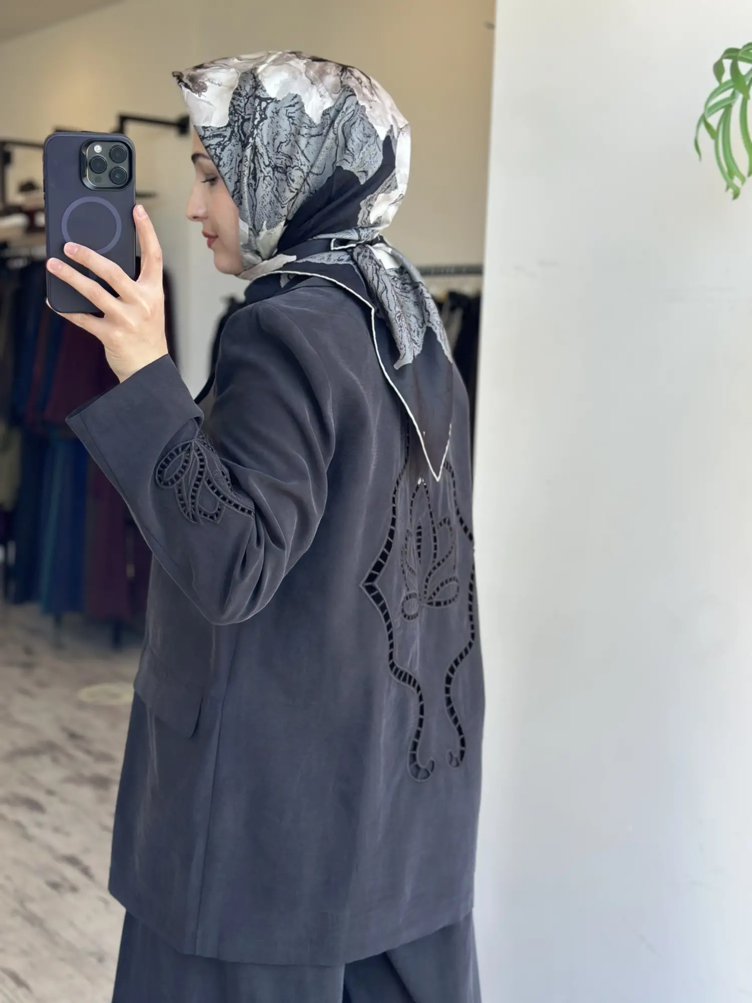 Kahma Sırtı ve Kolları Lazer Kesimli Ceket Pantolon Takım