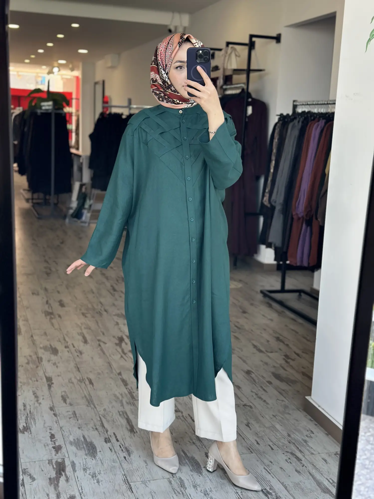 Kayra Göğüs Detaylı Maxi Boy Keten Gömlek KA21186A