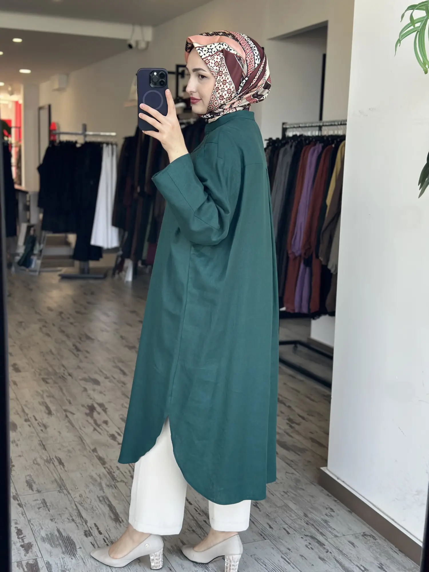 Kayra Göğüs Detaylı Maxi Boy Keten Gömlek KA21186A