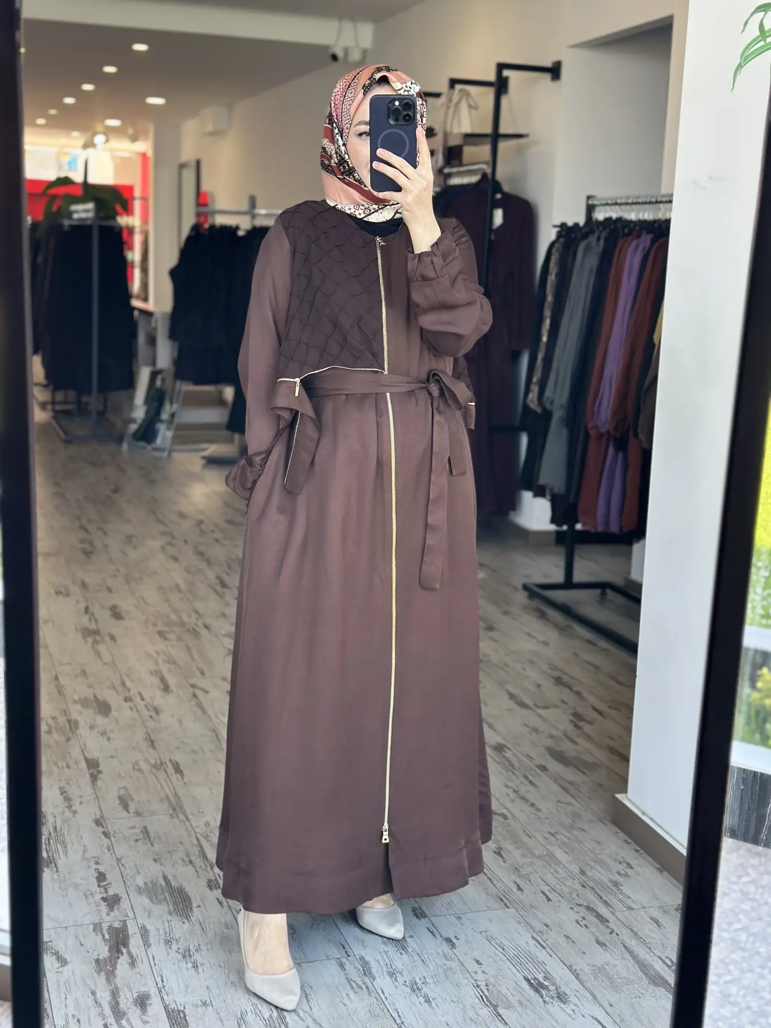 Misswhence Şifon Dikiş ve Rüzgarlık Detaylı Fermauarlı Chanel Keten Pardesü 39515