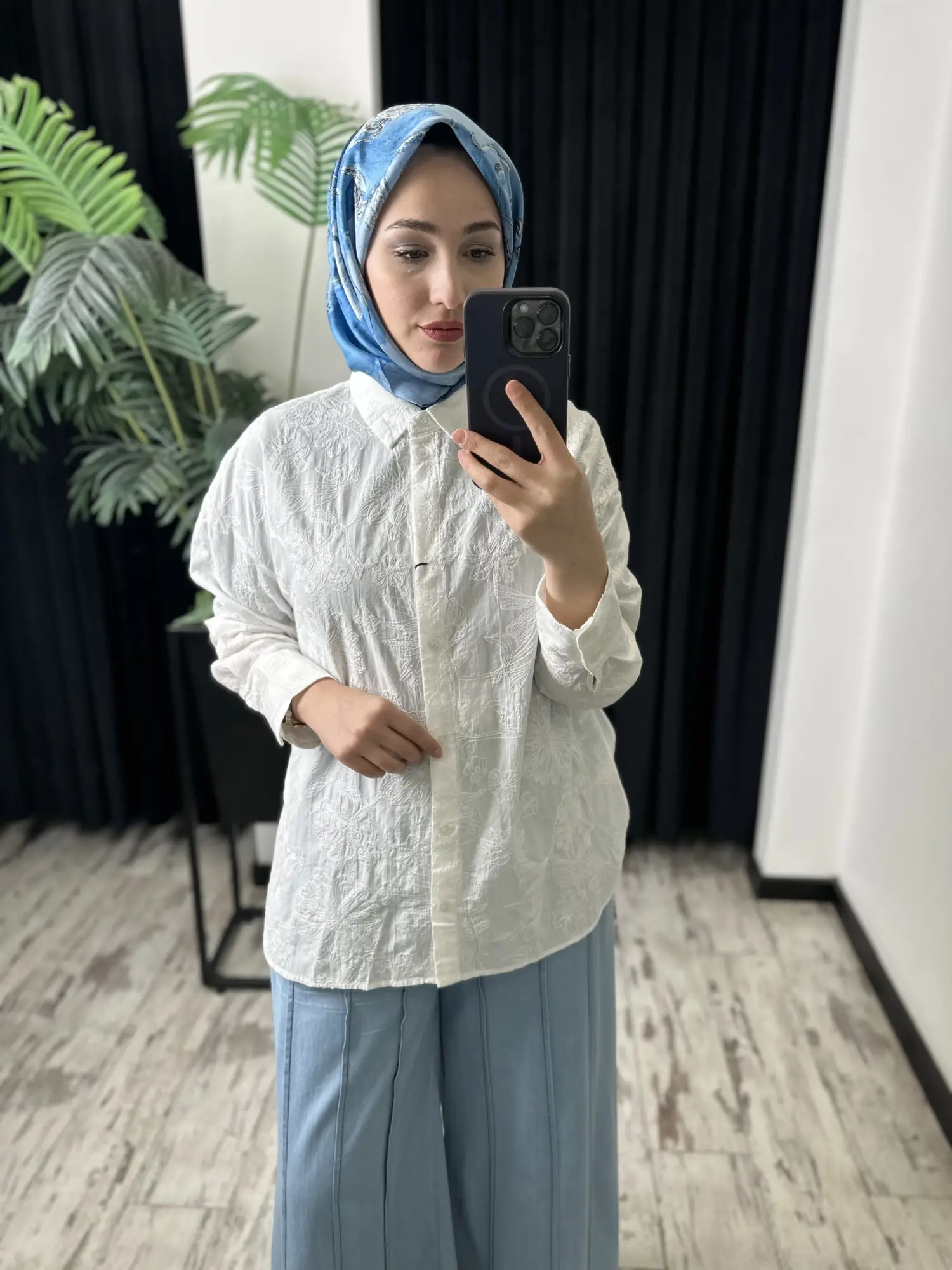 Kayra Nakış İşleme  Detaylı Gömlek KA11013