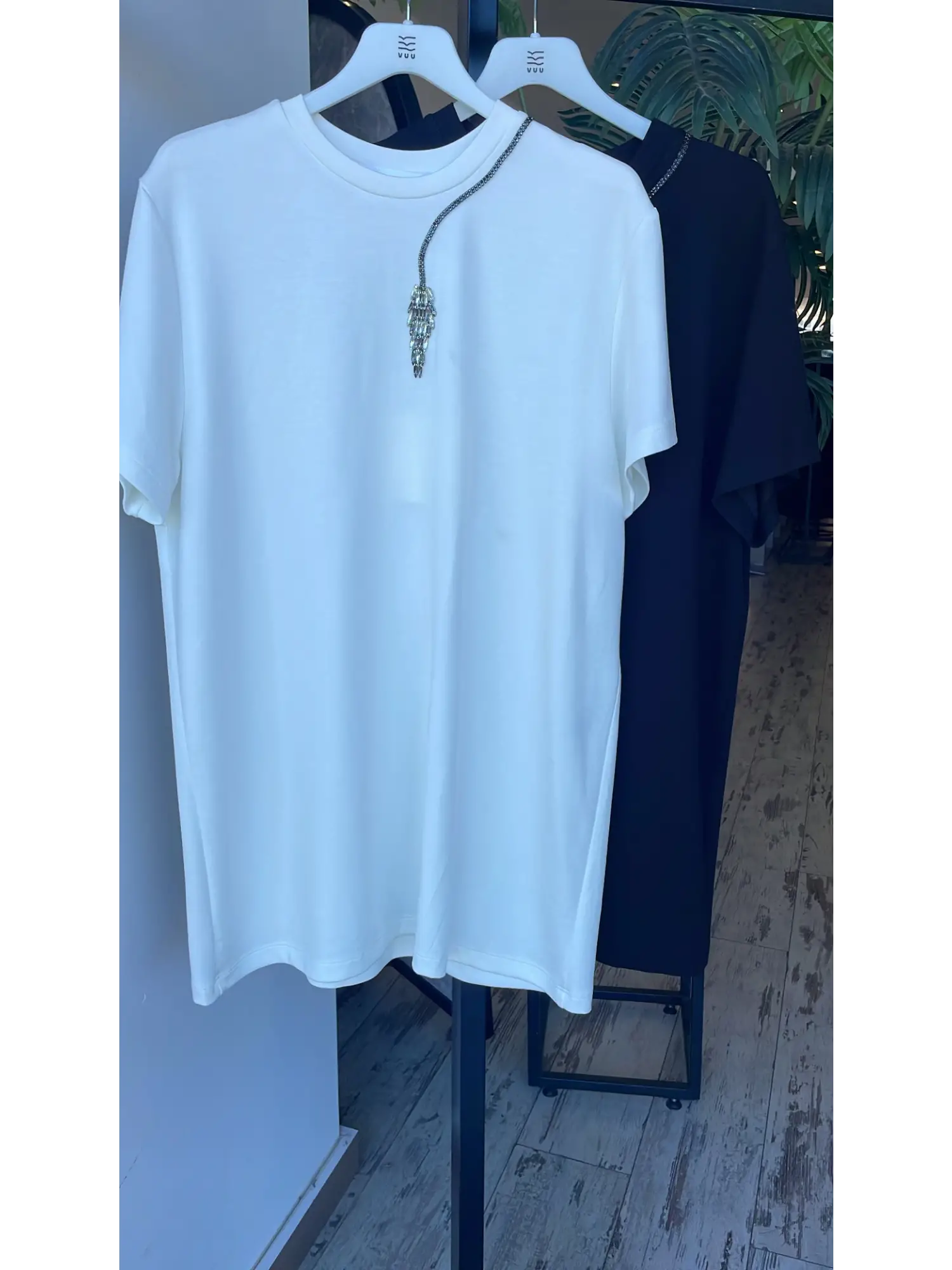 Vuu Kısa Kollu Taşlı Tunik /Tsihırt