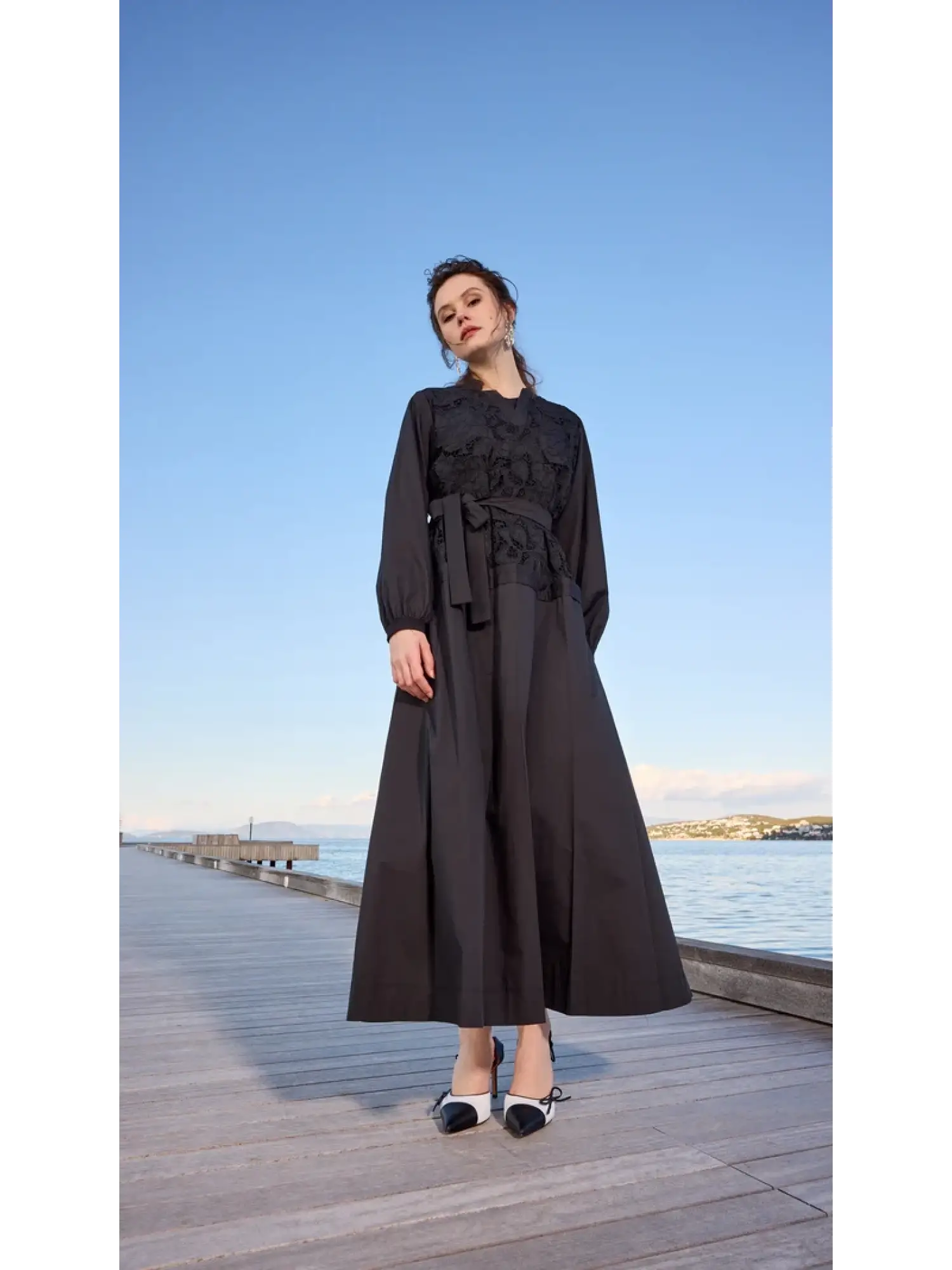Misswhence Güpür Detaylı V Yaka Elbise 39803