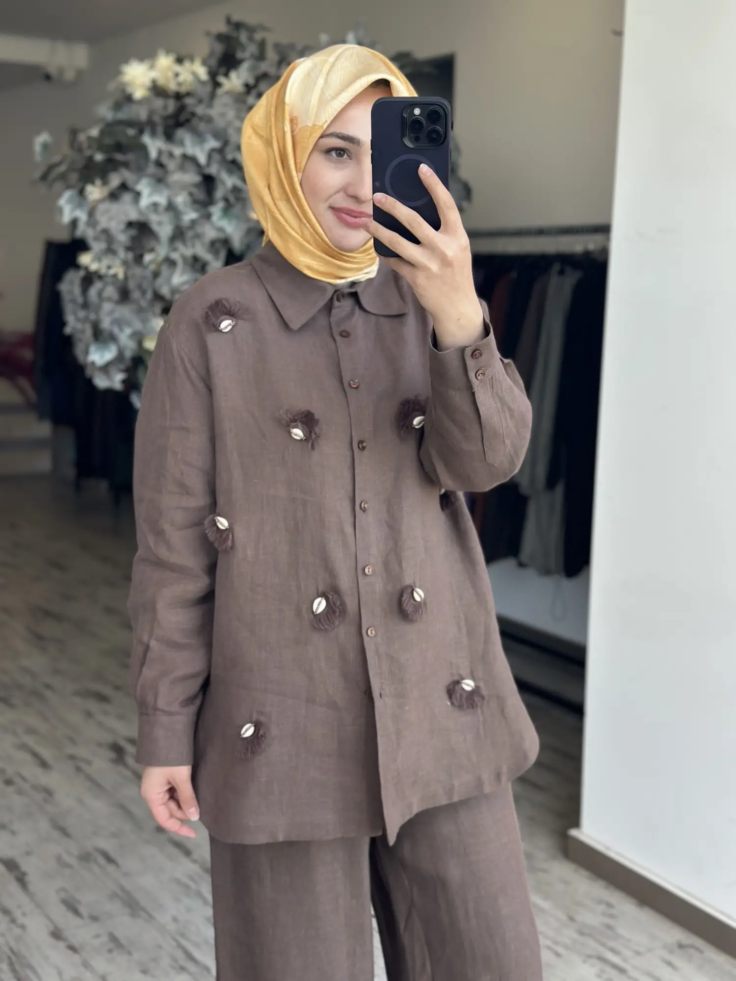 Clande Deniz Kabuğu Süslemeli Keten Gömlek Pantolon Takım