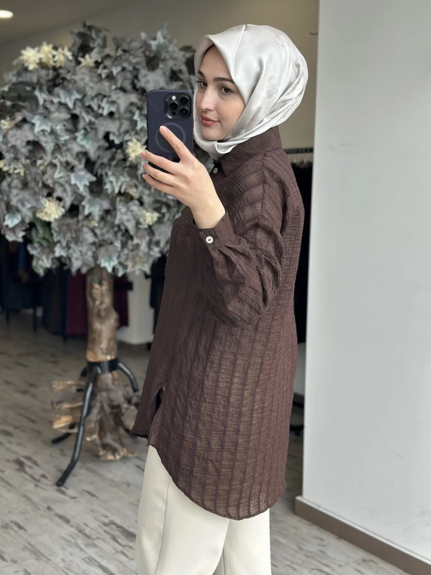 Almarwah Yırtmaç Detaylı Gofre Gömlek 101006