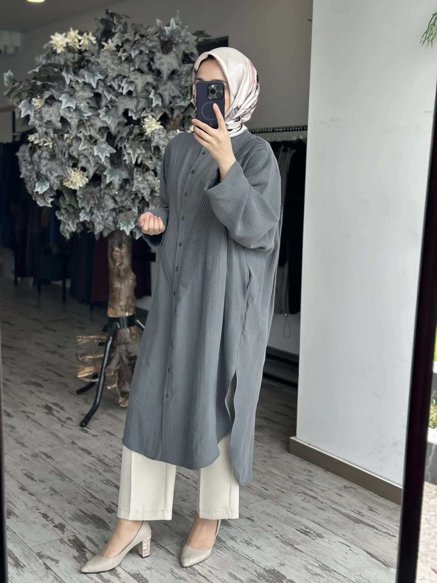 QooQ Drape Detaylı Maxi Nerva Tunik Gömlek 26SS229