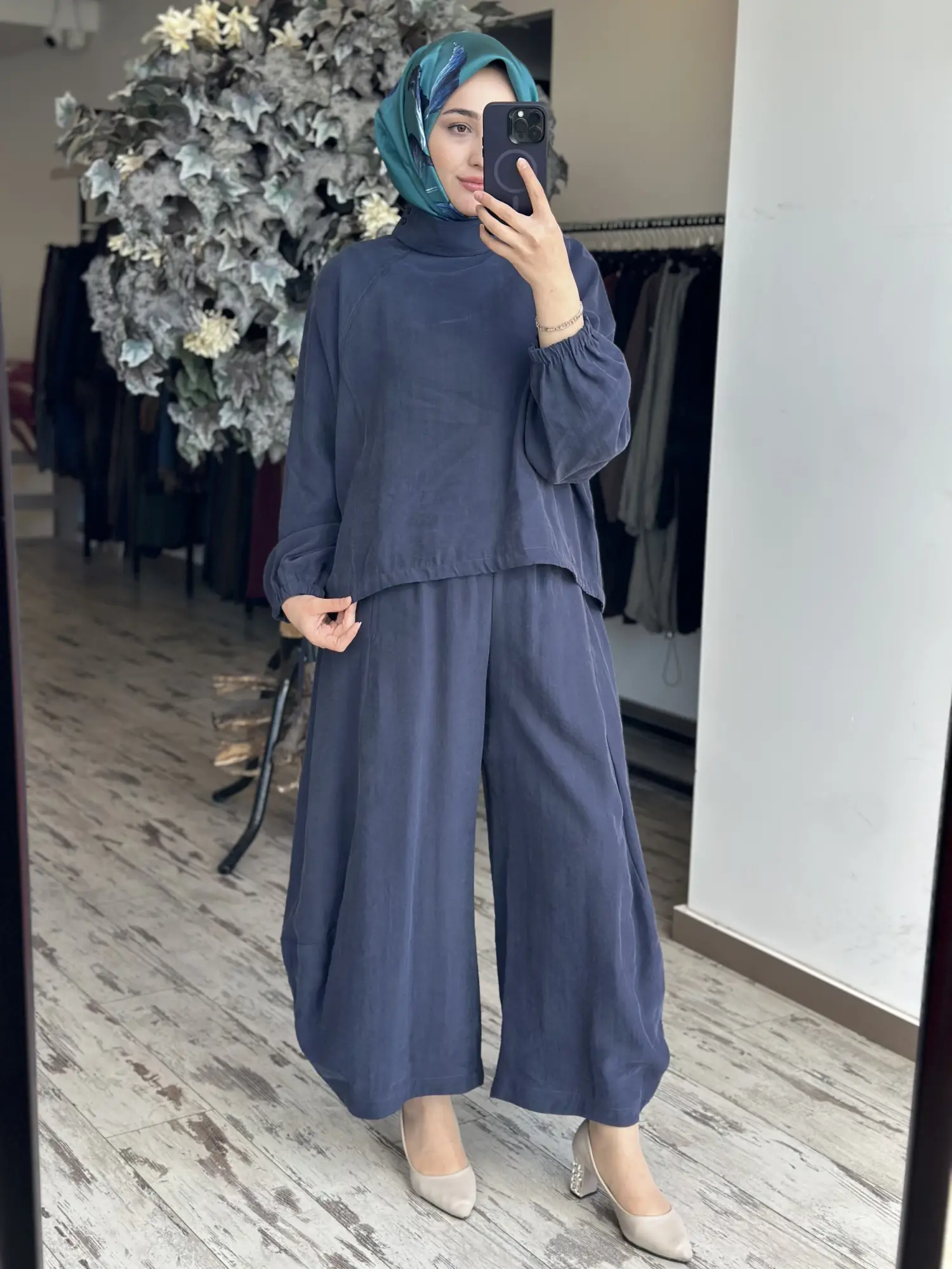 Qoos Store  Sasha Bluz Şalvar Pantolon Takım