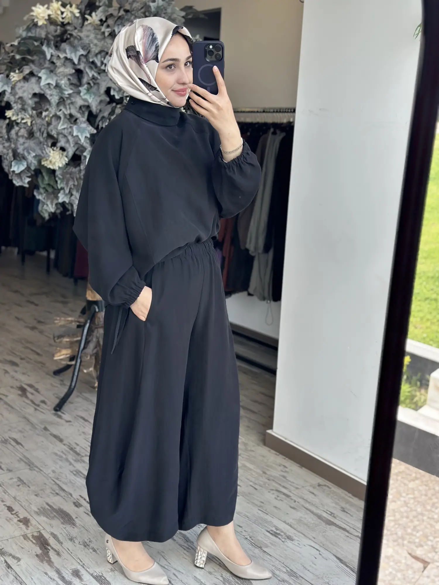 Qoos Store  Sasha Bluz Şalvar Pantolon Takım