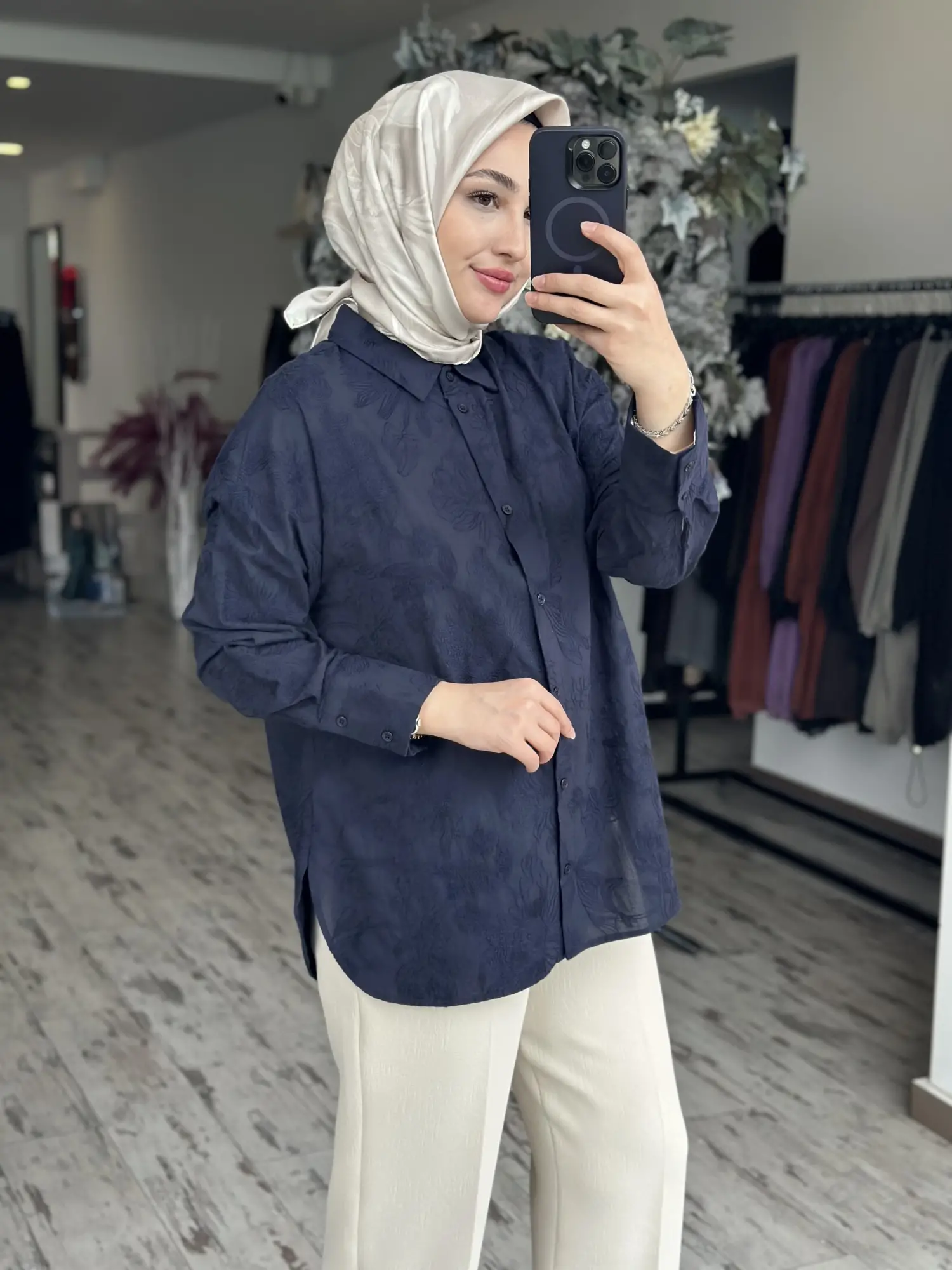 Kayra Nakış İşleme  Detaylı Gömlek KA11013