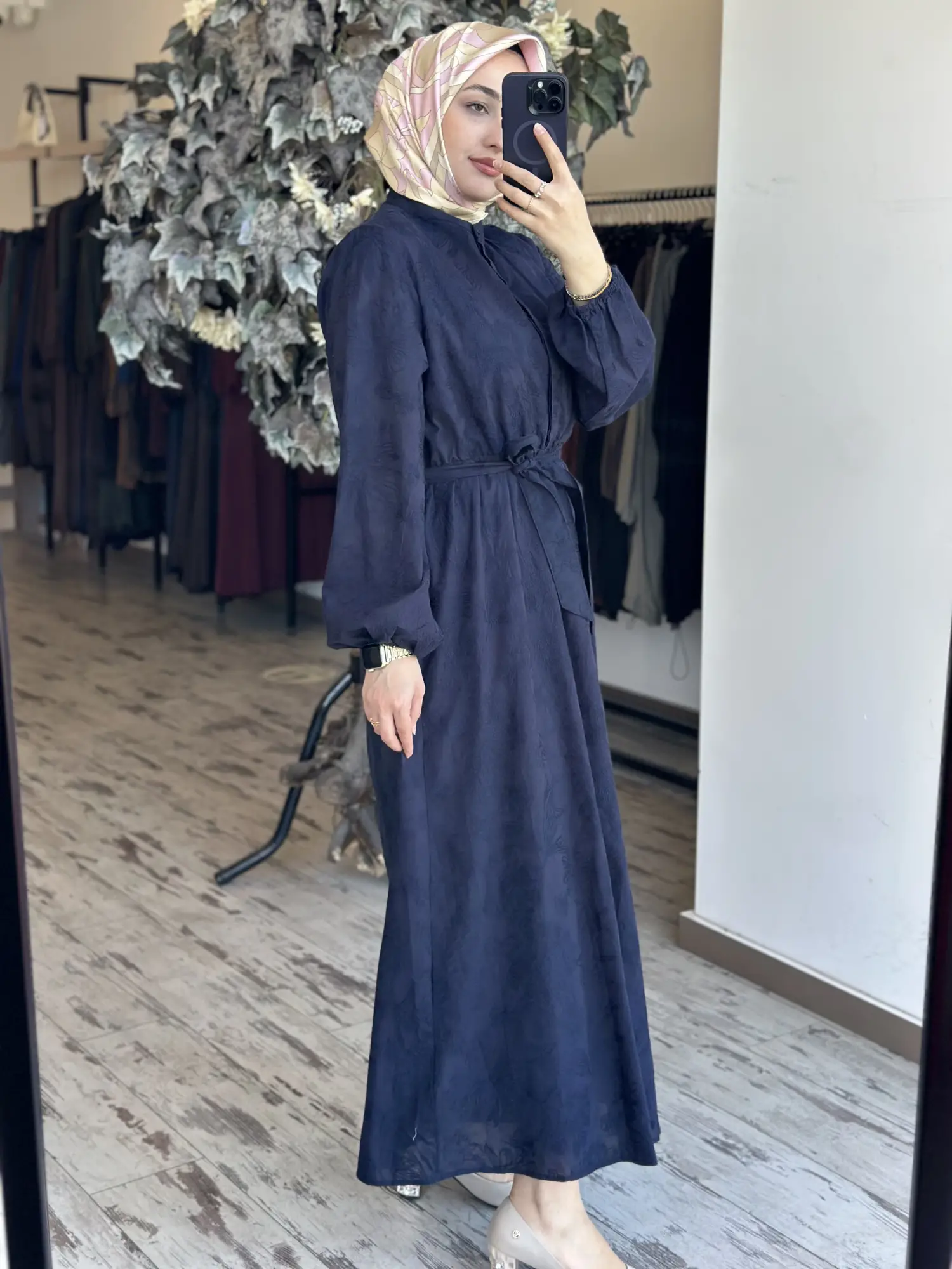 Kayra Nakış Detaylı Beli Büzgülü  Brode Elbise KA23025