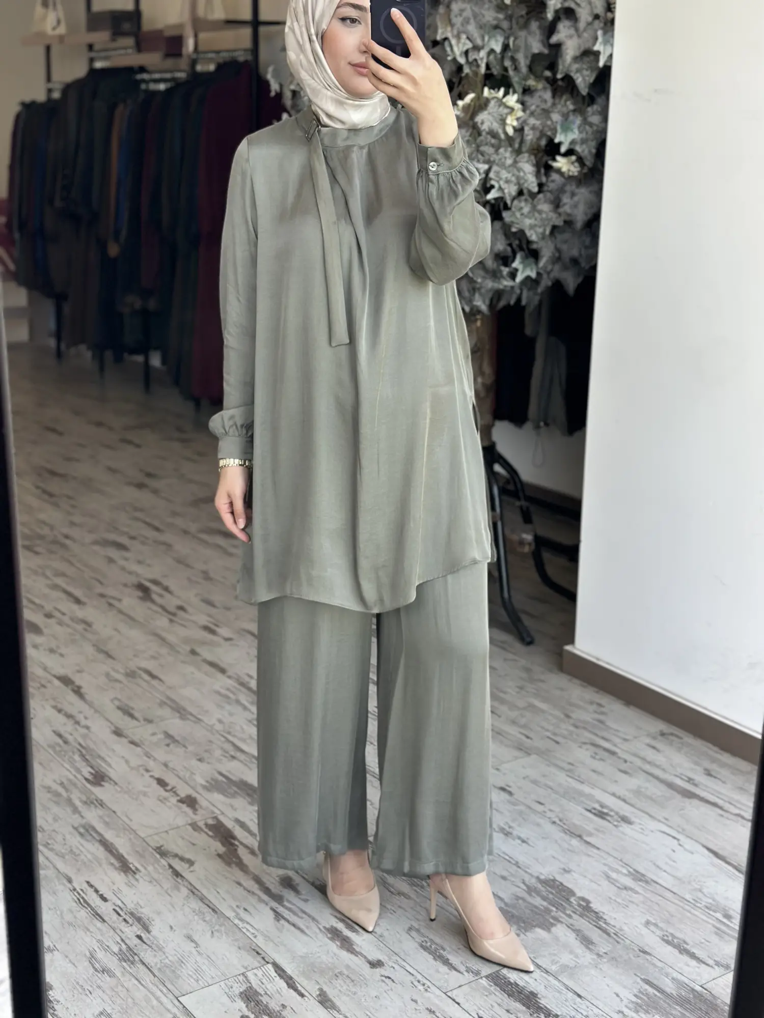 Almarwah Yakası Kemer Detaylı Tunik Pantolon Takım 202886