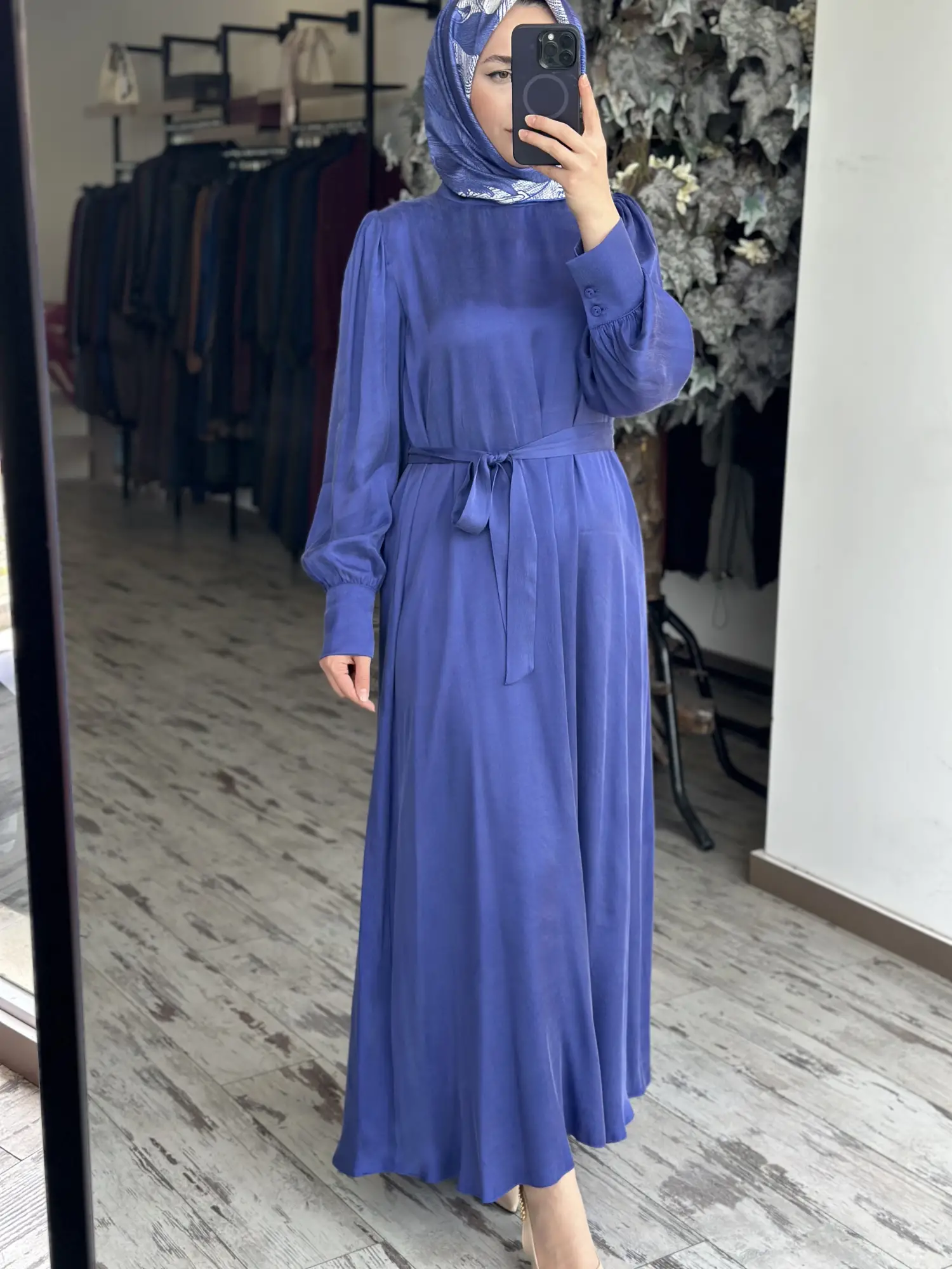 Almarwah Geniş Manşetli İpeksi Elbise 905018D