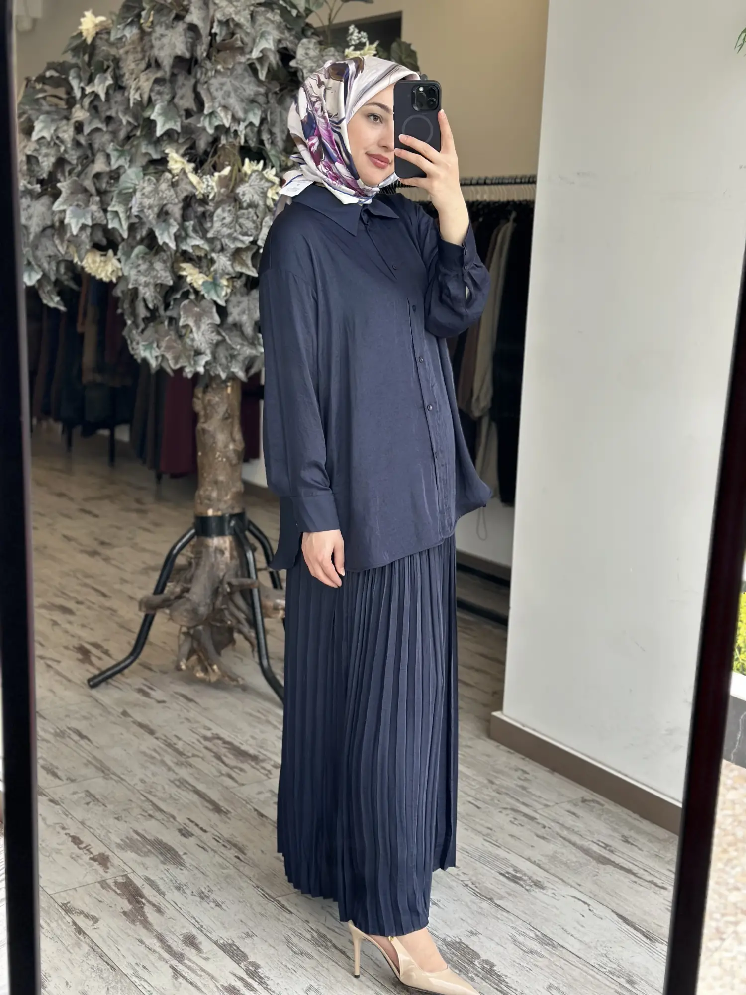Kahma  Kraş Ve Pliseli Tencel Gömlek Etek Takım