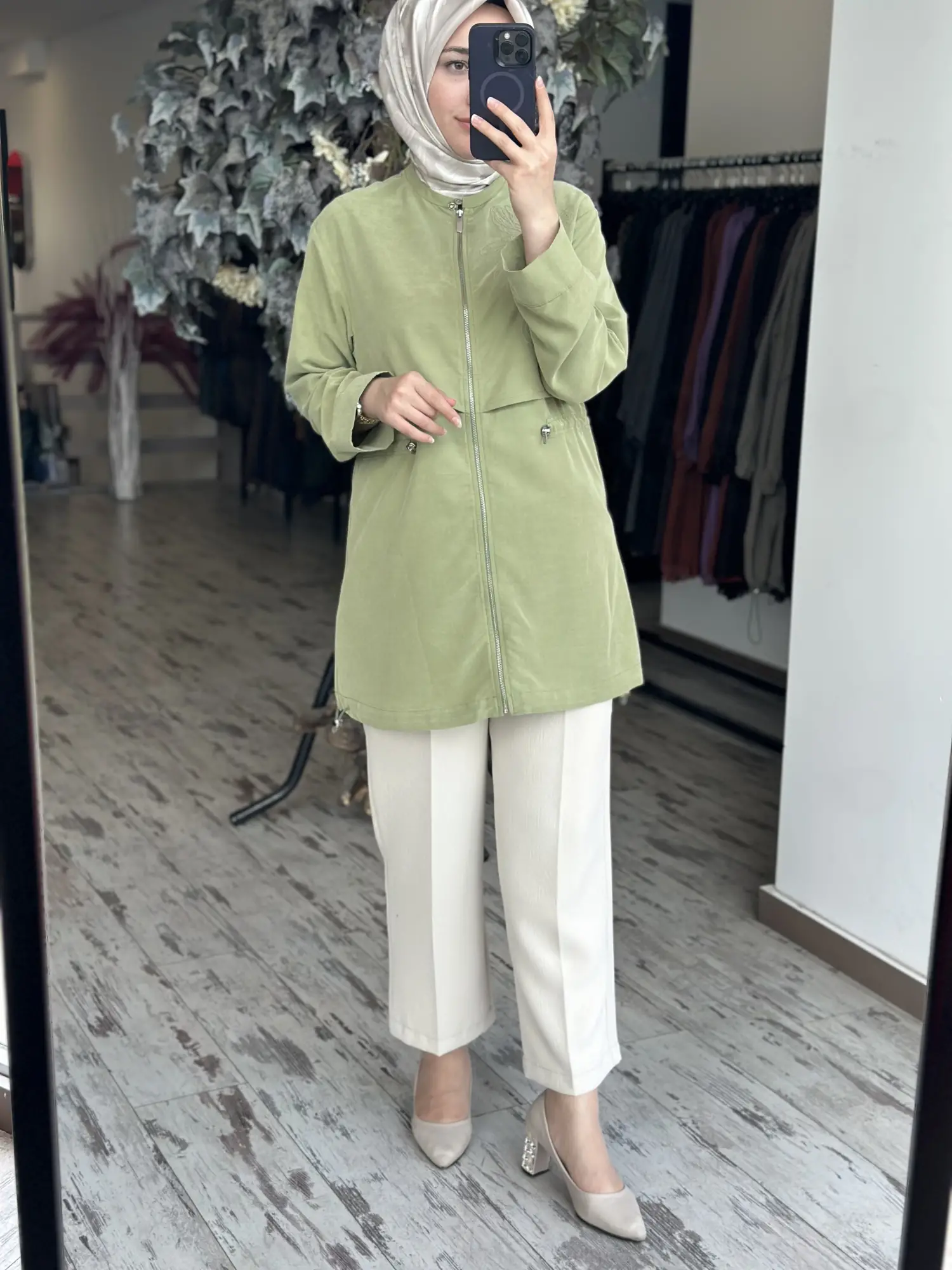 Kayra Nakış ve Büzgü Detaylı Tencel Kap KA81034