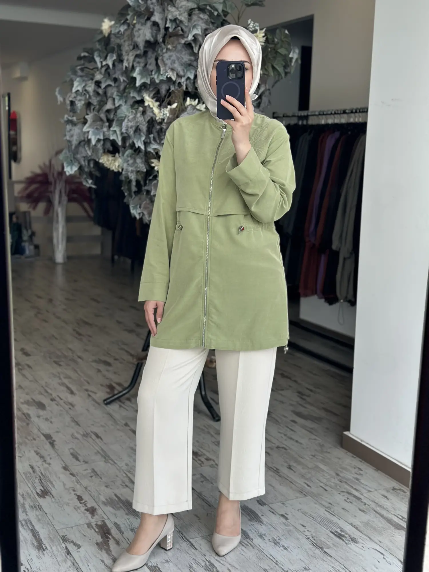 Kayra Nakış ve Büzgü Detaylı Tencel Kap KA81034