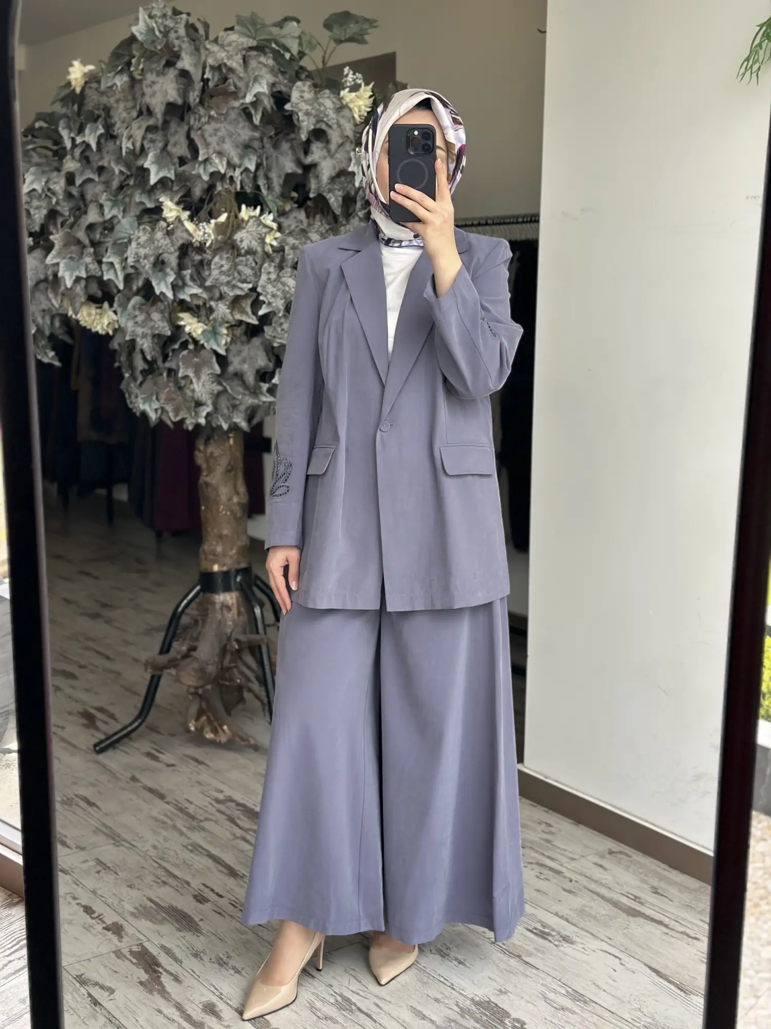 Kahma Sırtı ve Kolları Lazer Kesimli Ceket Pantolon Takım