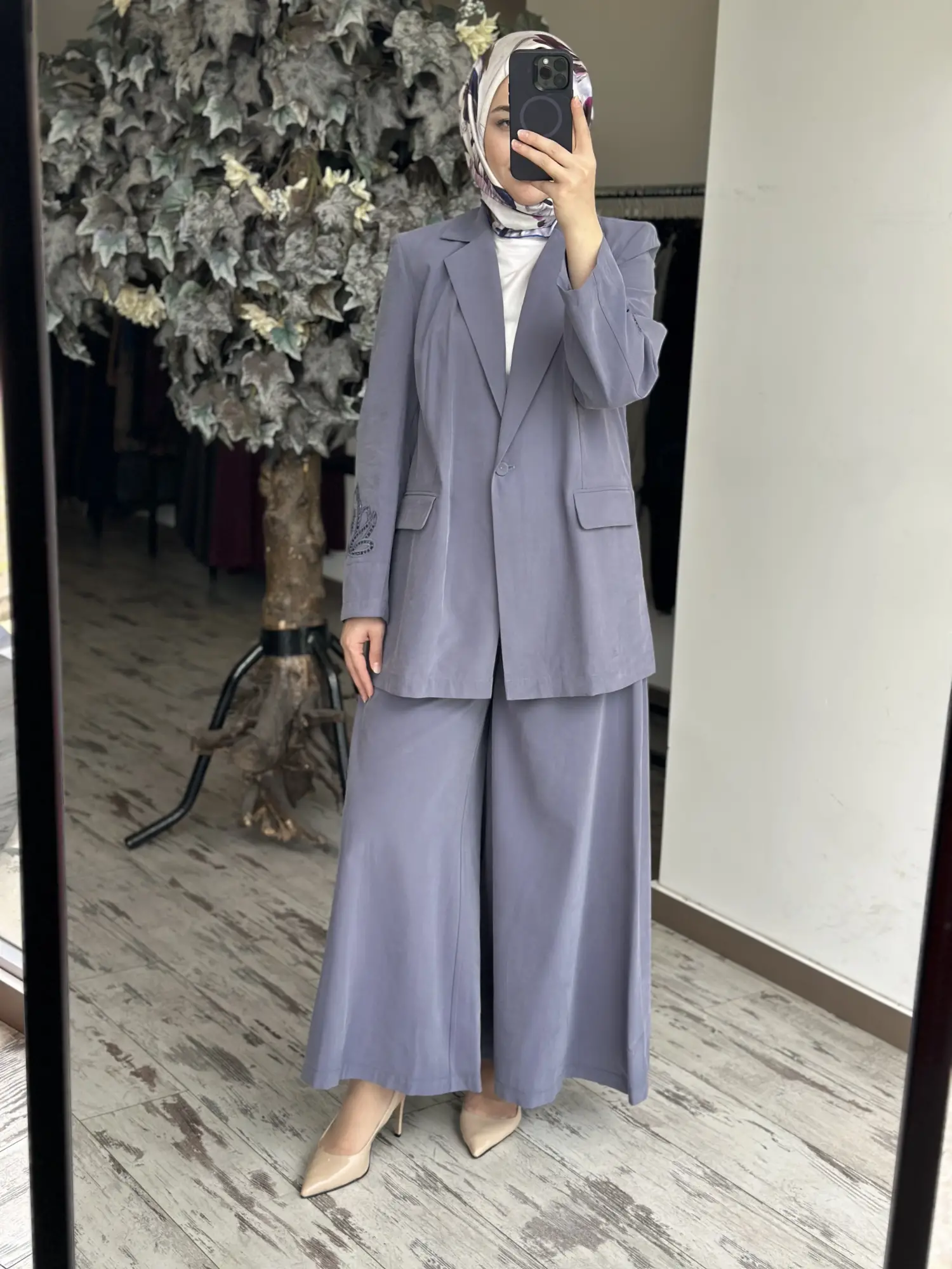 Kahma Sırtı ve Kolları Lazer Kesimli Ceket Pantolon Takım