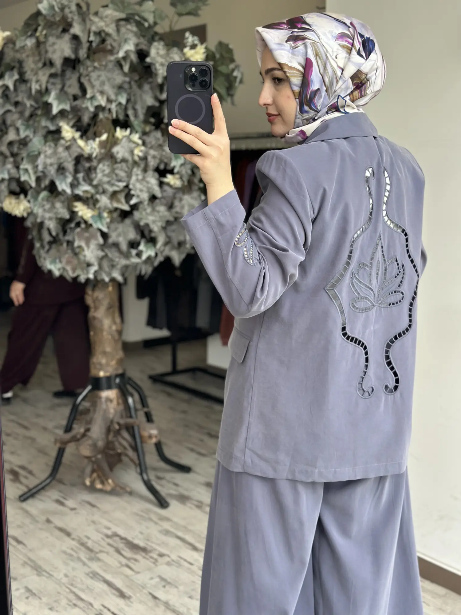 Kahma Sırtı ve Kolları Lazer Kesimli Ceket Pantolon Takım