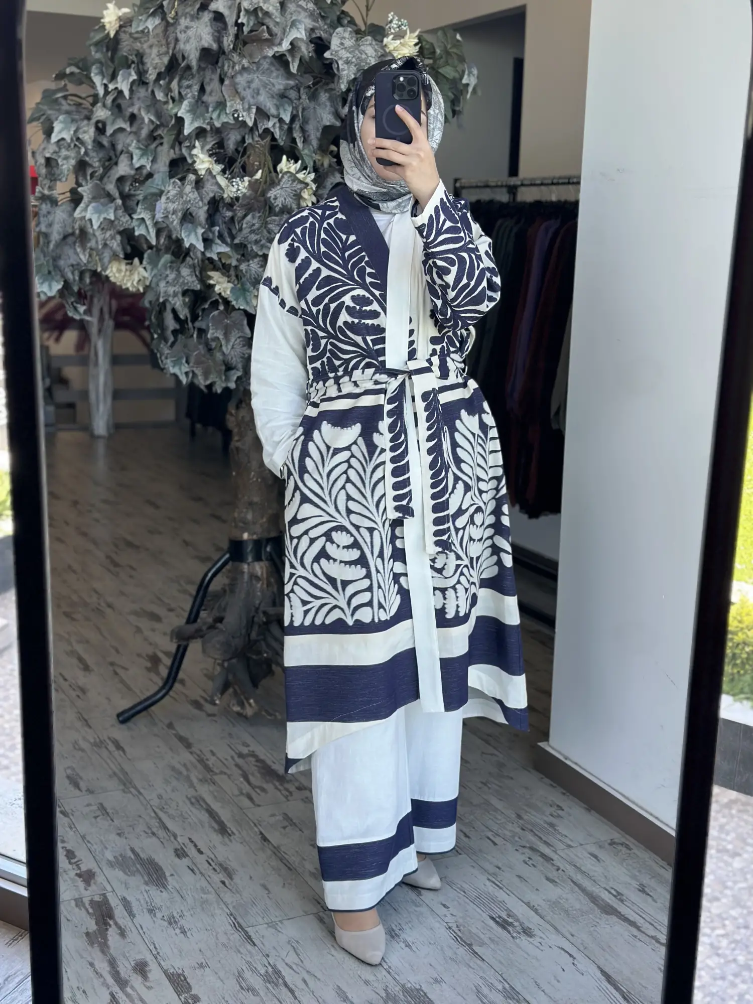 Ghisa Kontrast Etnik Desenli  Kap Pantolon Takım G9331