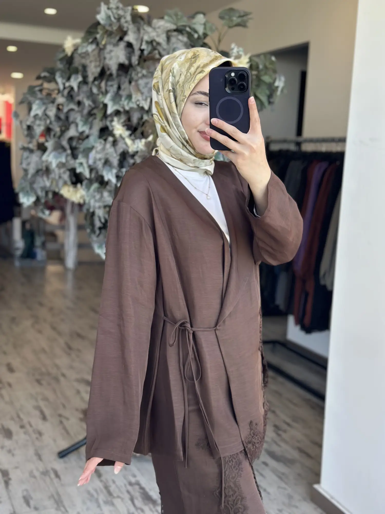 Kahma Güpür Bel Aksesuarlı Ceket Pantolon Üçlü Takım
