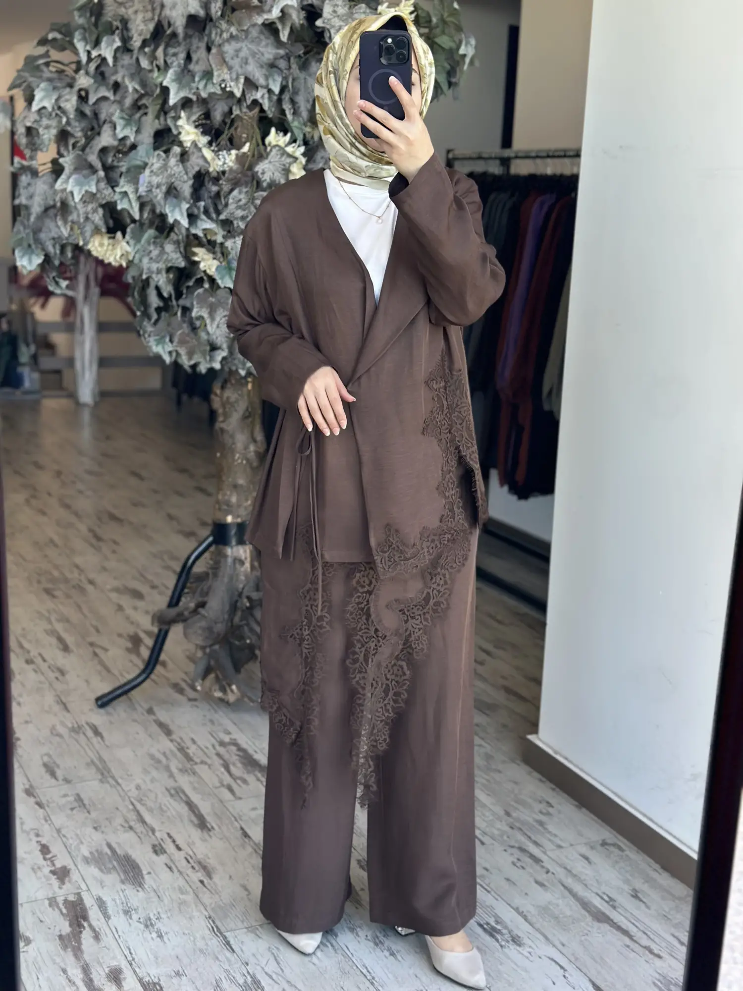 Kahma Güpür Bel Aksesuarlı Ceket Pantolon Üçlü Takım