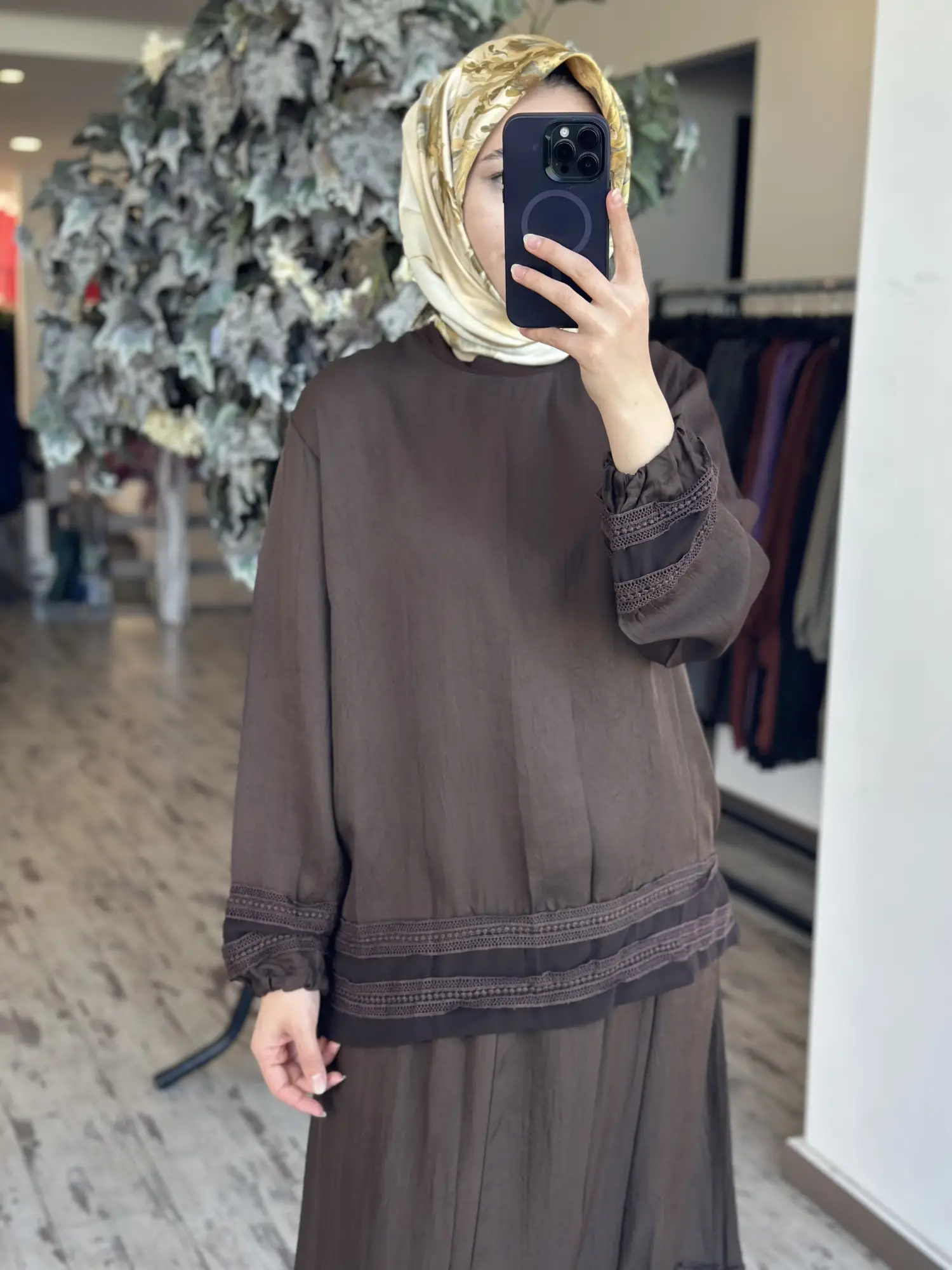 Misswhence Güpür Detaylı Chanel Keten Etek Bluz Takım 39010