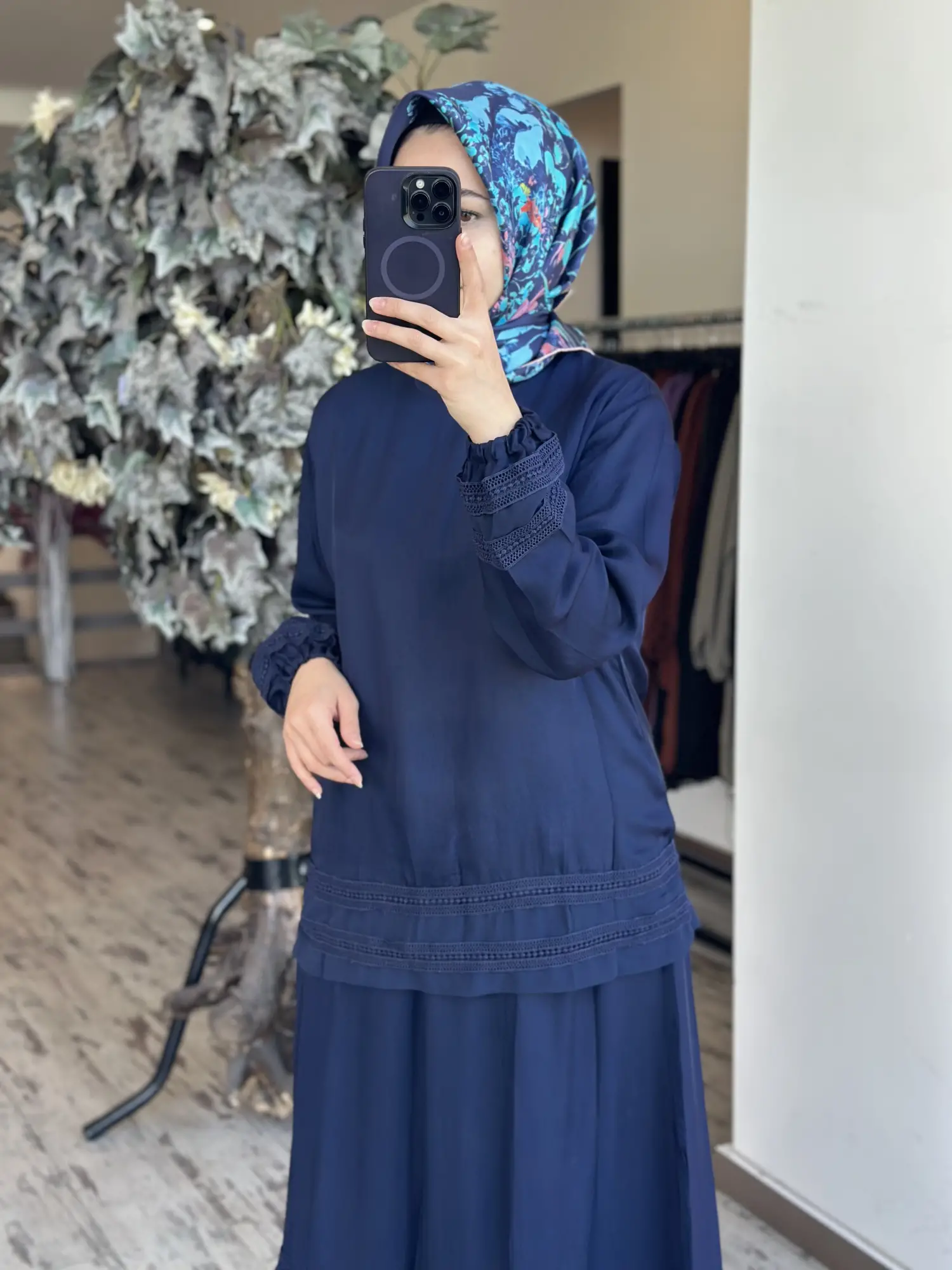 Misswhence Güpür Detaylı Chanel Keten Etek Bluz Takım 39010